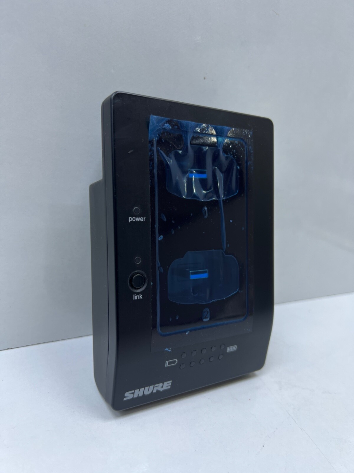 Shure MXWNCS2 Networked 2-Port Charging Station