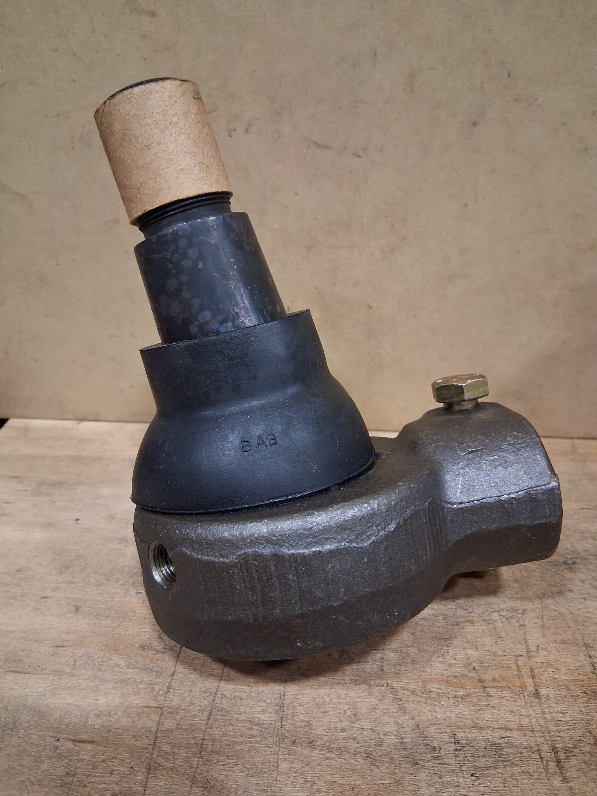 Agco 508227D1 Tie Rod End L-32-VC-16 BAB 5GD greasable NOS