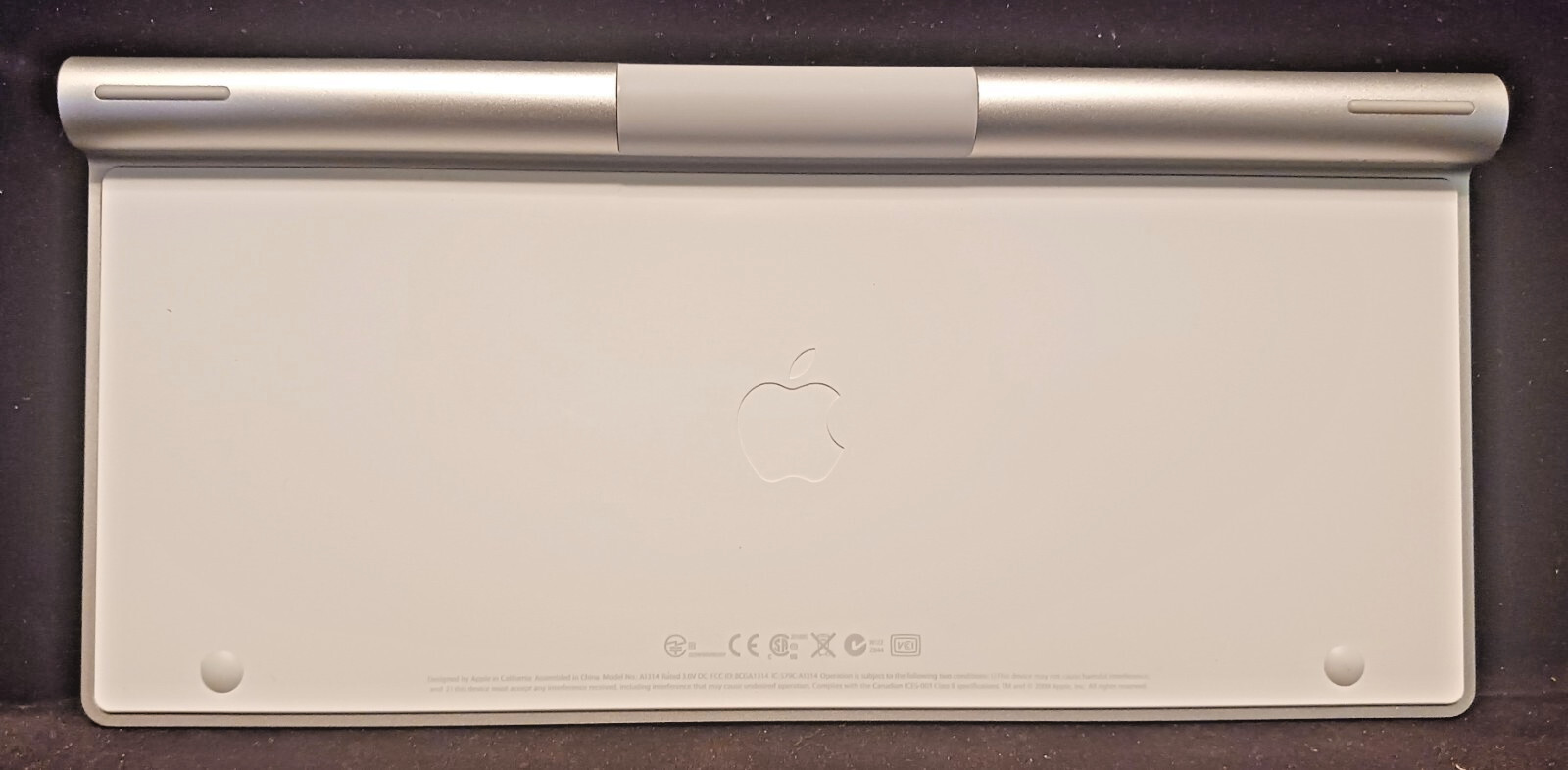 APPLE A1314 Pre-Owned Wireless Keyboard - MC184LL/B- 2009