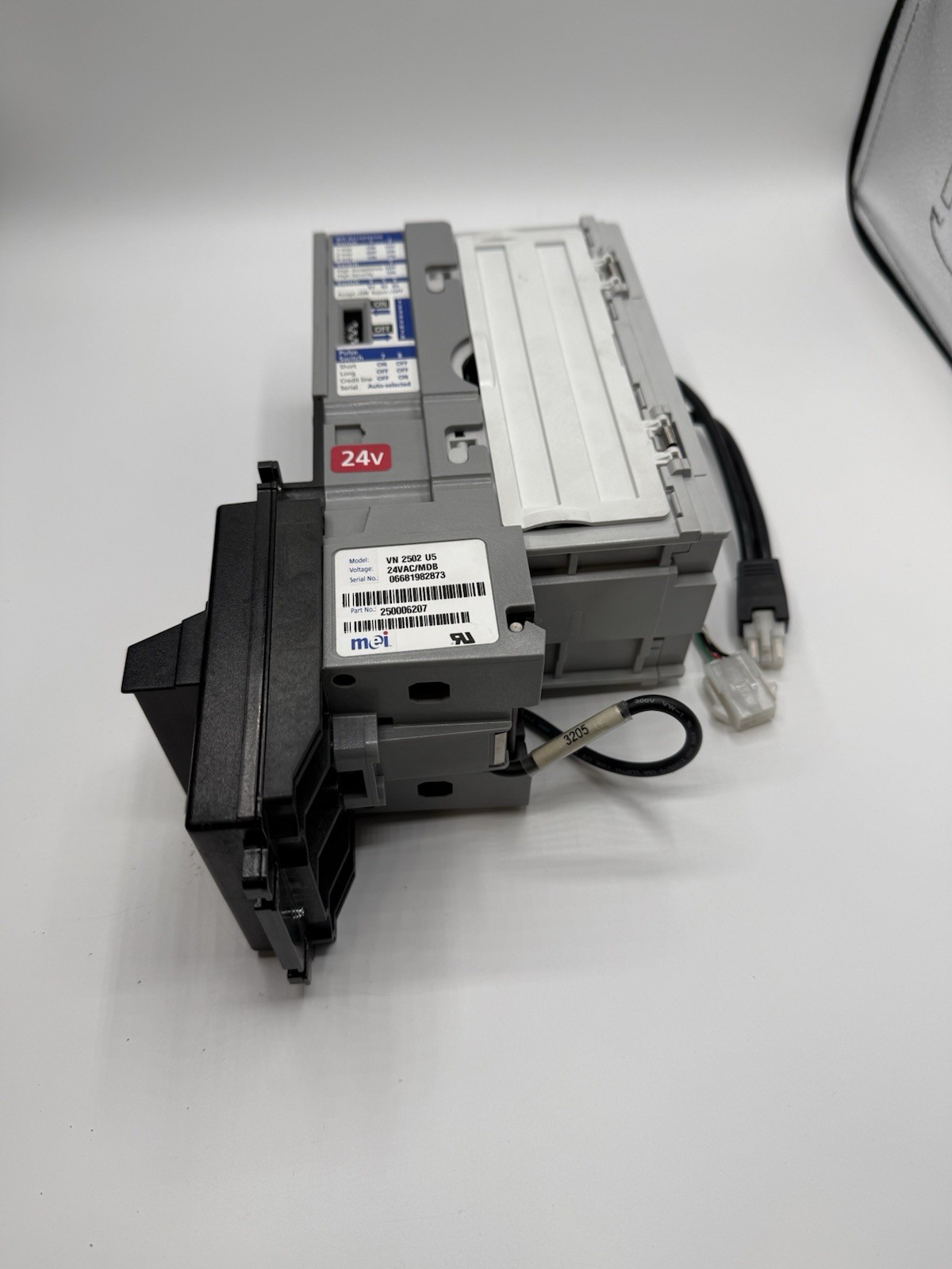MEI Series 2000 Bill Acceptor. VN 2502 Not Tested. Vending Machine
