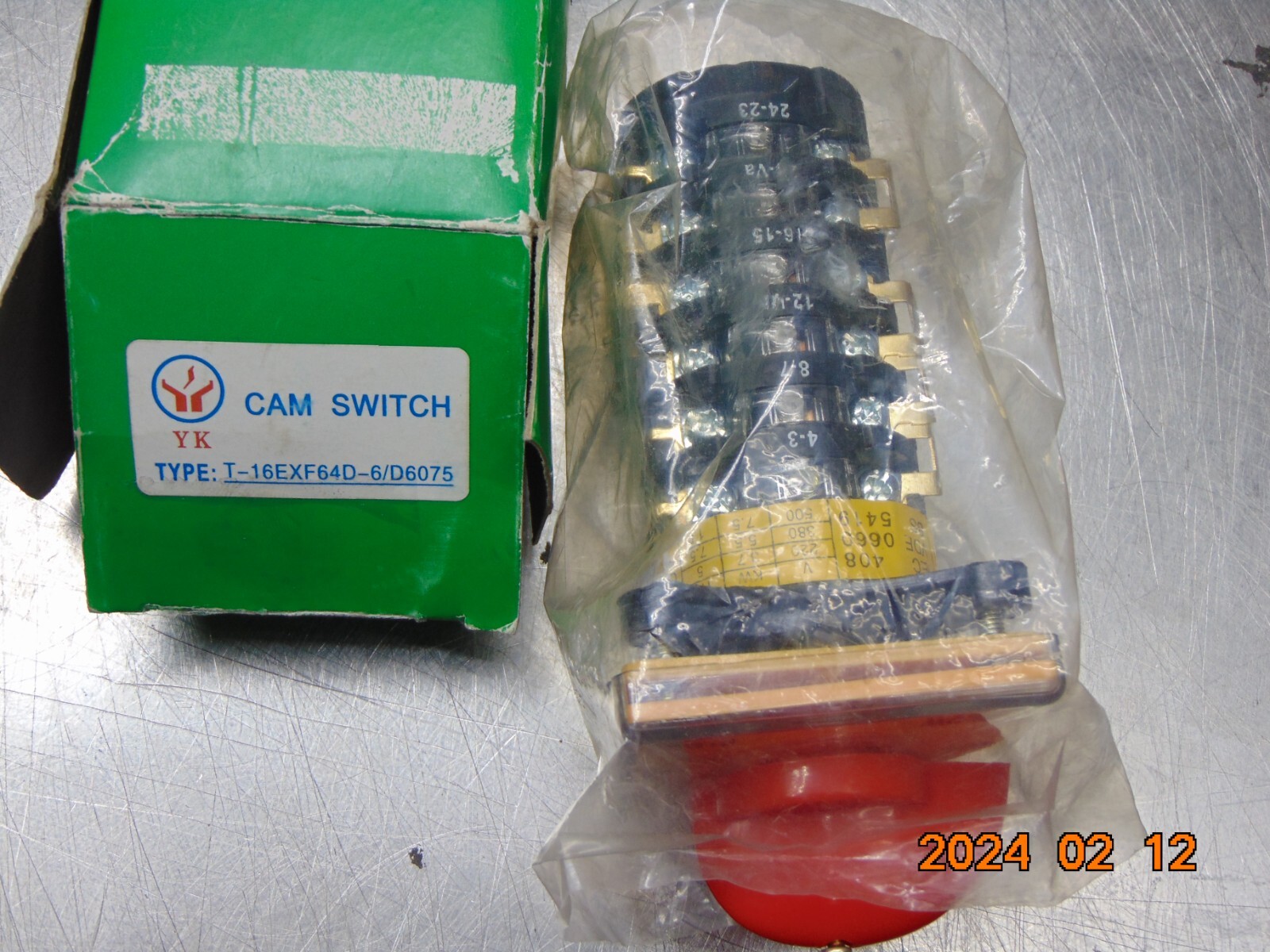 YK ROTARY CAM SWITCH T-16EXF4D-6/D6075 (NEW)