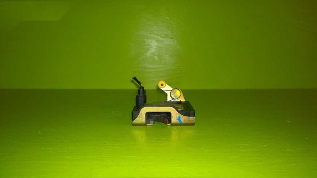 02 03 04 05 06 07 FORD ESCAPE LIMITED 3.0L AT HATCH LIFTGATE LOCK LATCH 2027-10