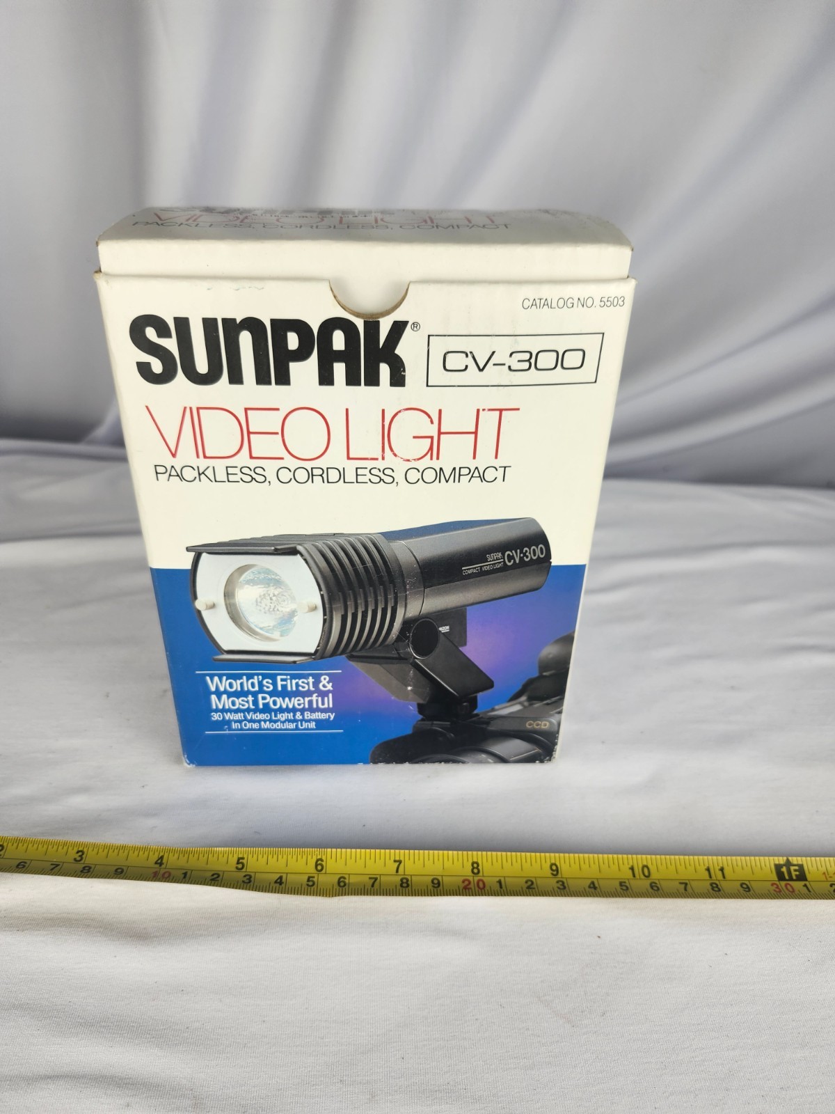 Vintage Sunpak CV-300 Compact Video Light w/ Box Manual CL-5 Battery UNTESTED