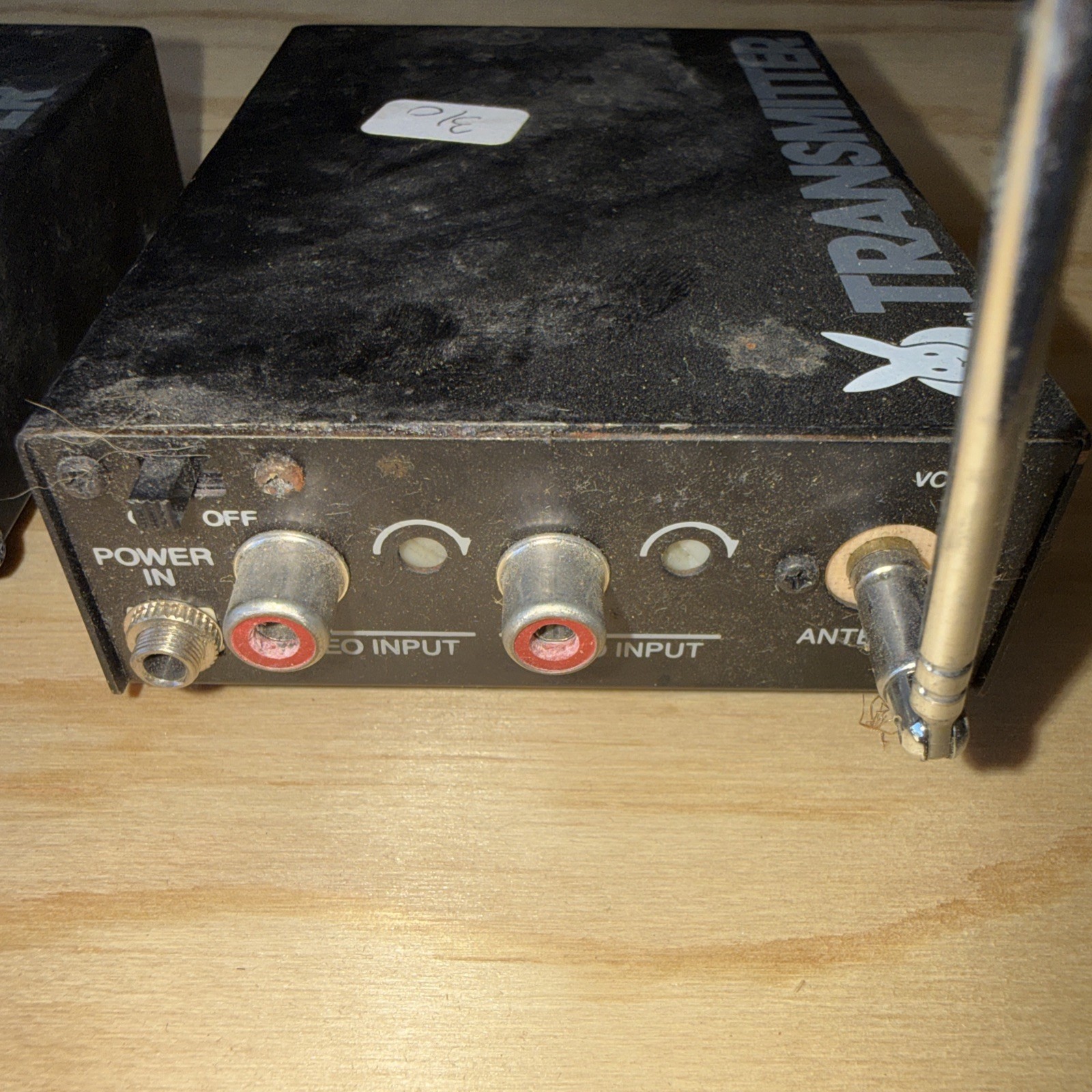Gemini Rabbit Vcr Transmitter and Receiver Use only With Gemini Rabbit Dc Power