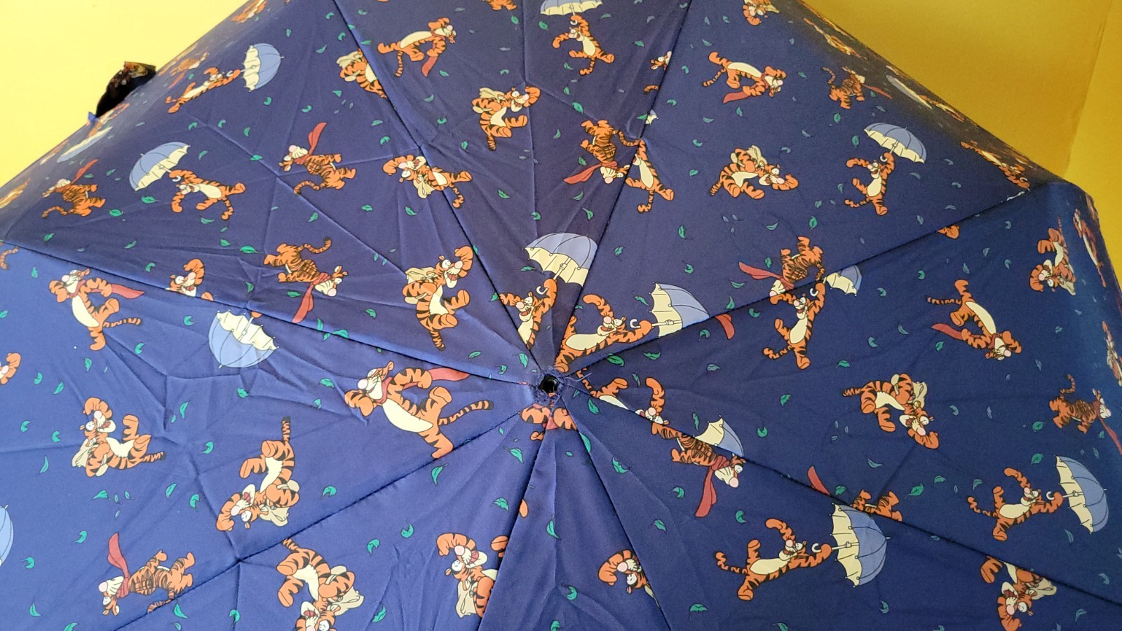 Disney Store Tigger Compact Folding Umbrella Blue, Manual All-Over Print