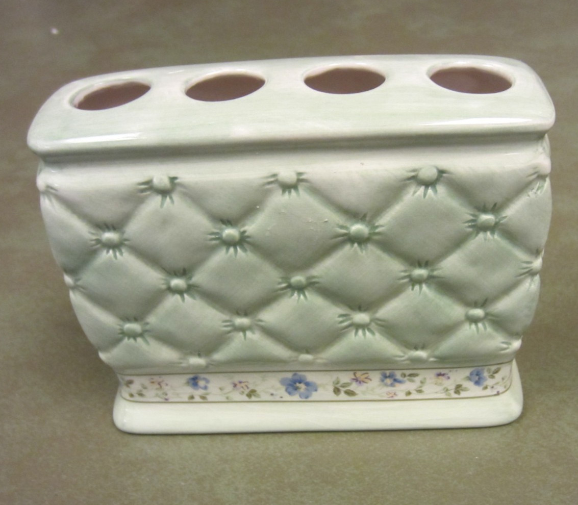 Laura Ashley Spring Bloom Green Floral Toothbrush Holder