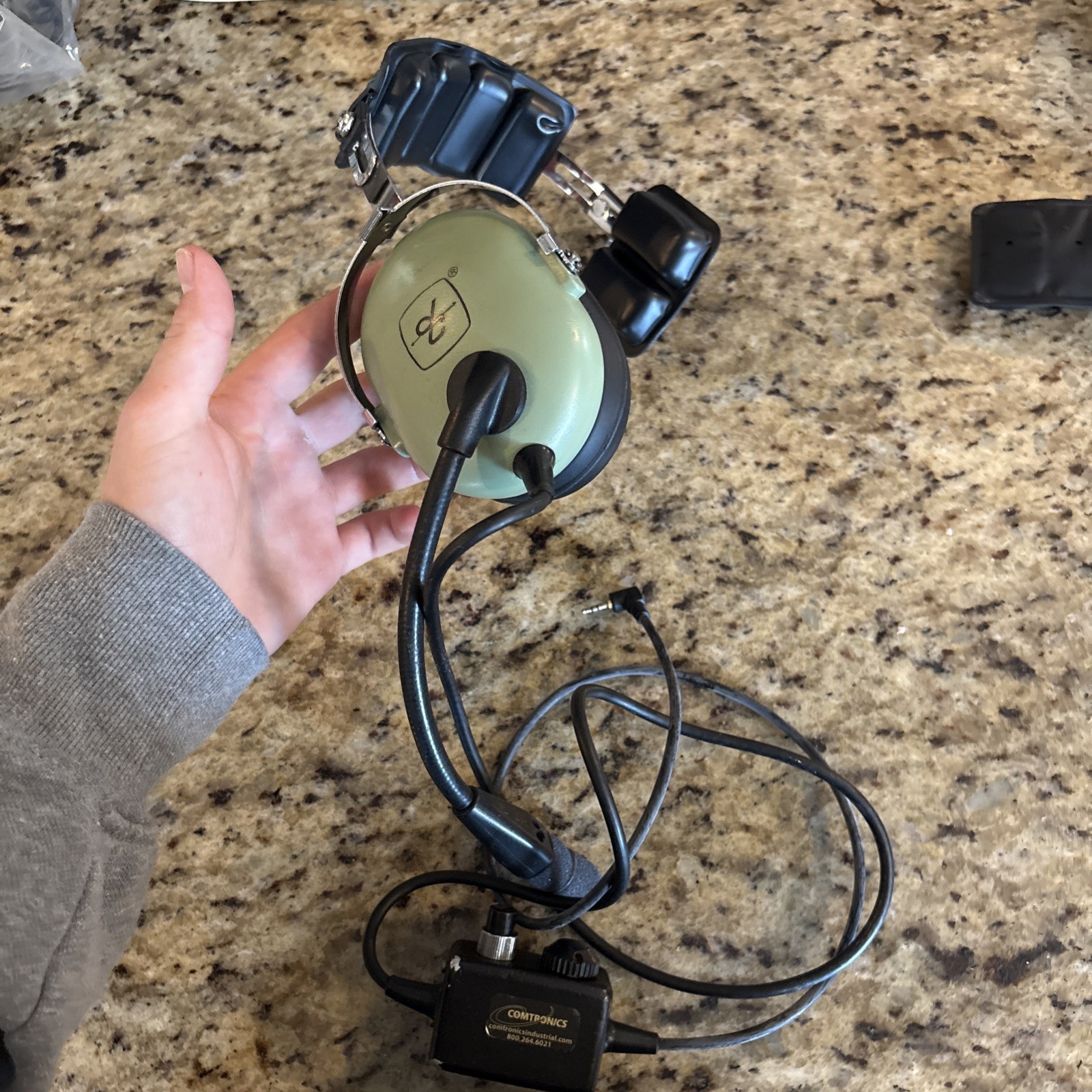 Comtronics Ultra-LITE Aviation Headset (David Clark) - Noise Attenuating