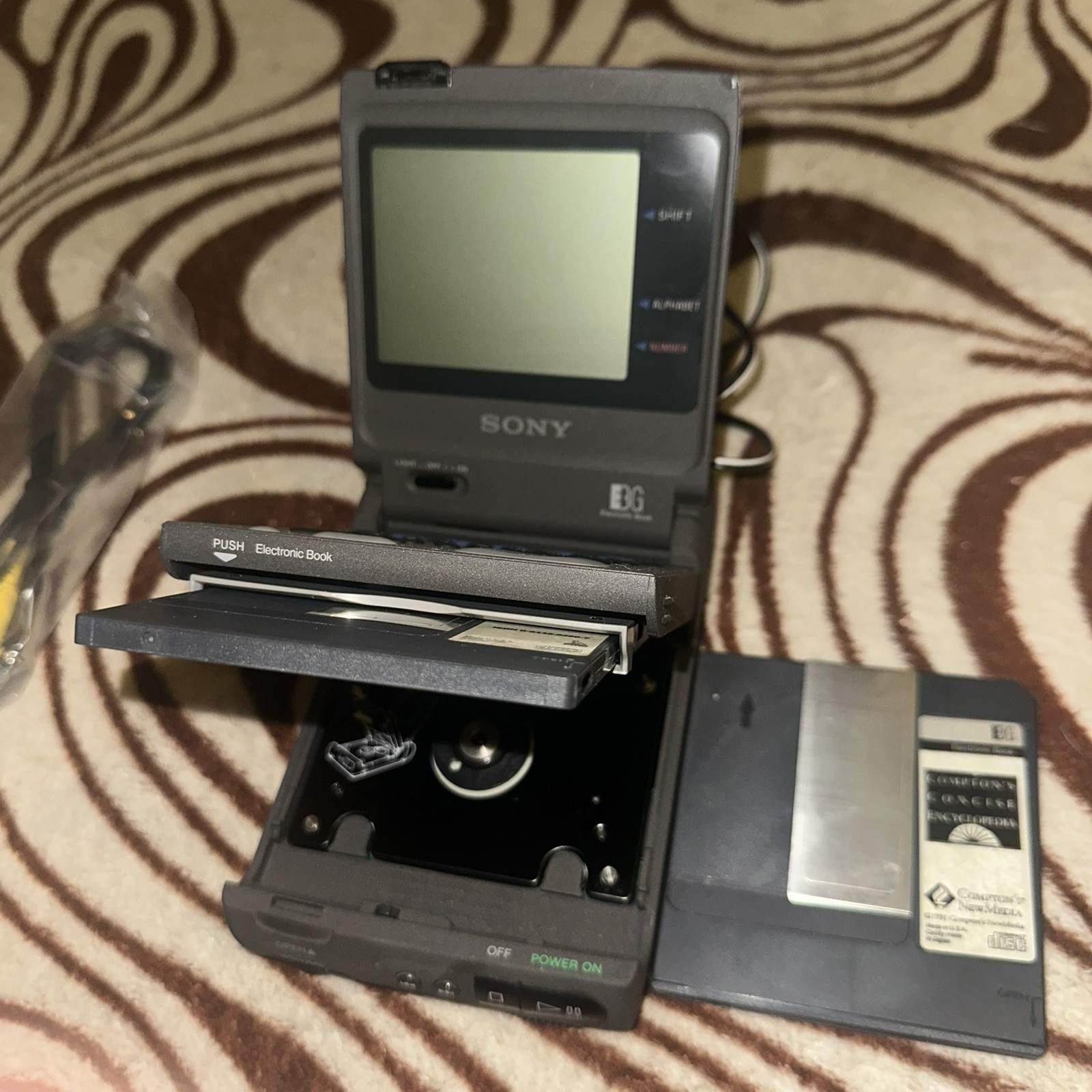 Sony Multi-Lingual DATA Discman Electronic Book Player DD-1EX Box Set AS IS Vint