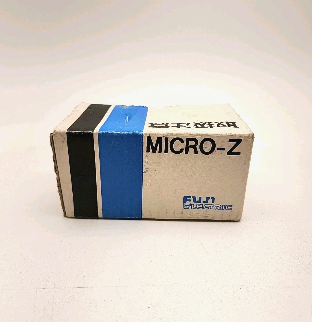 Fuji Electric PYZ4-WCI2-5v temperature controller Micro-Z pyz4 [4*U-14]