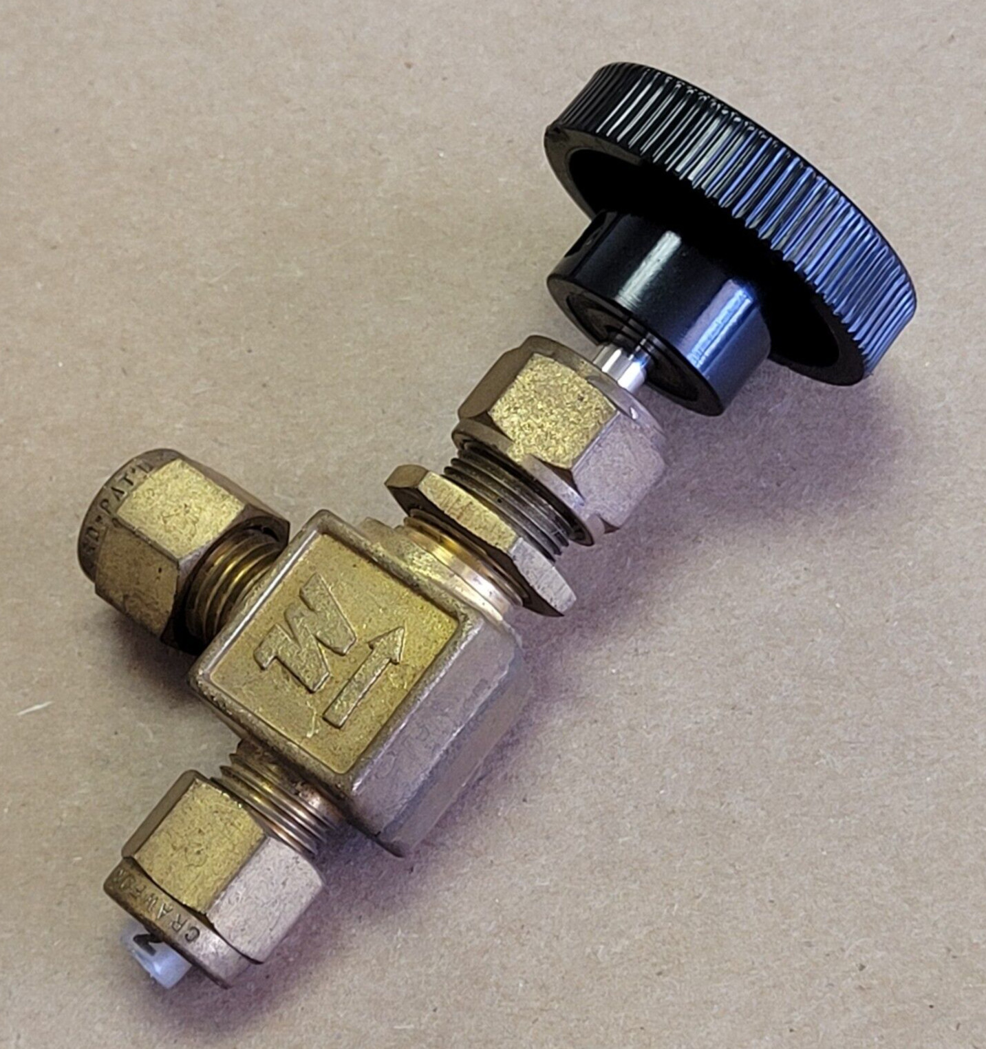 WHITEY B 1VS4 A B-1VS4A BRASS BONNET NEEDLE VALVE