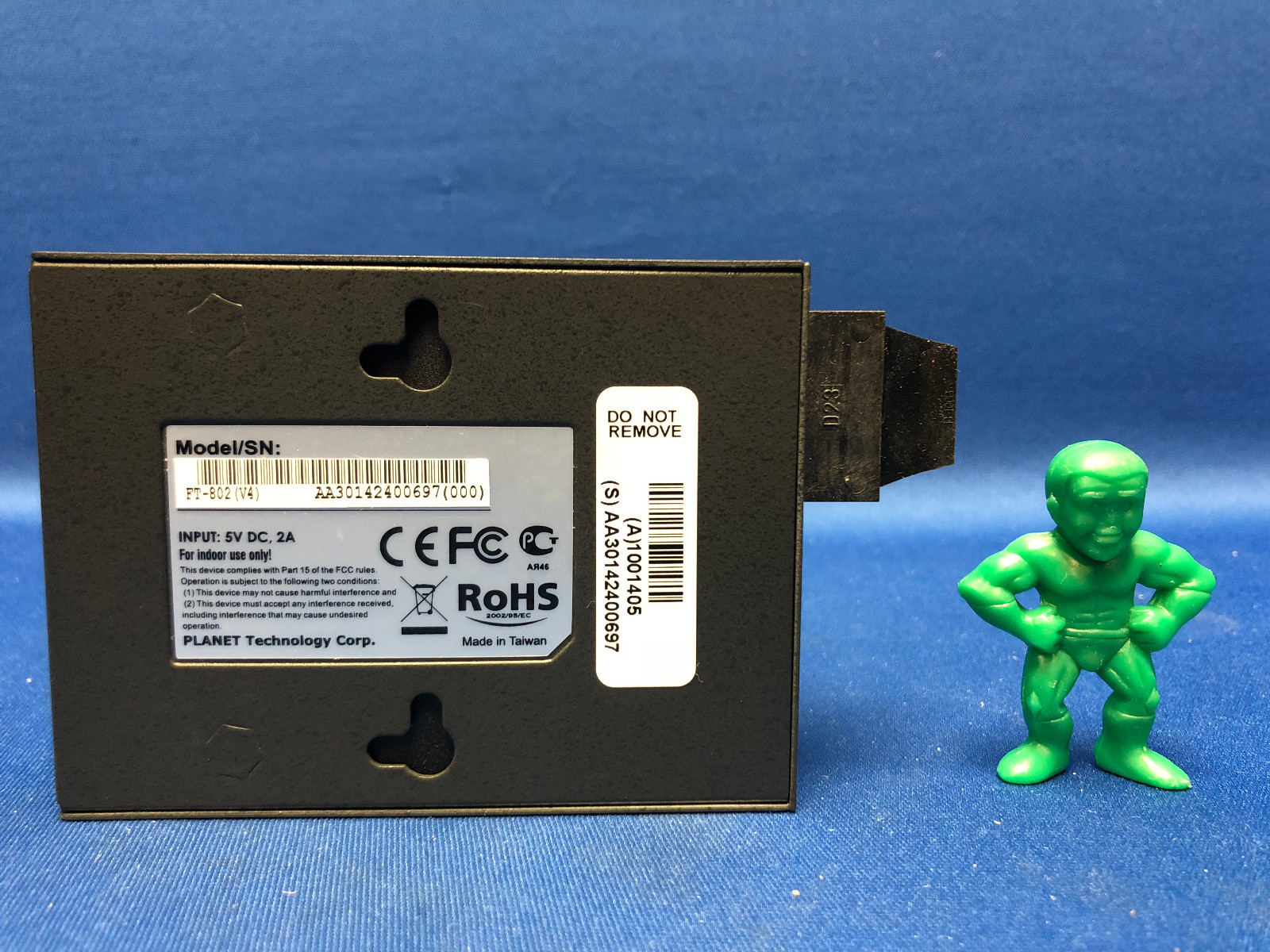 Planet FT-802 10/100BASE-TX to 100BASE-FX (SC, MM) Bridge Media Converter - 2 km