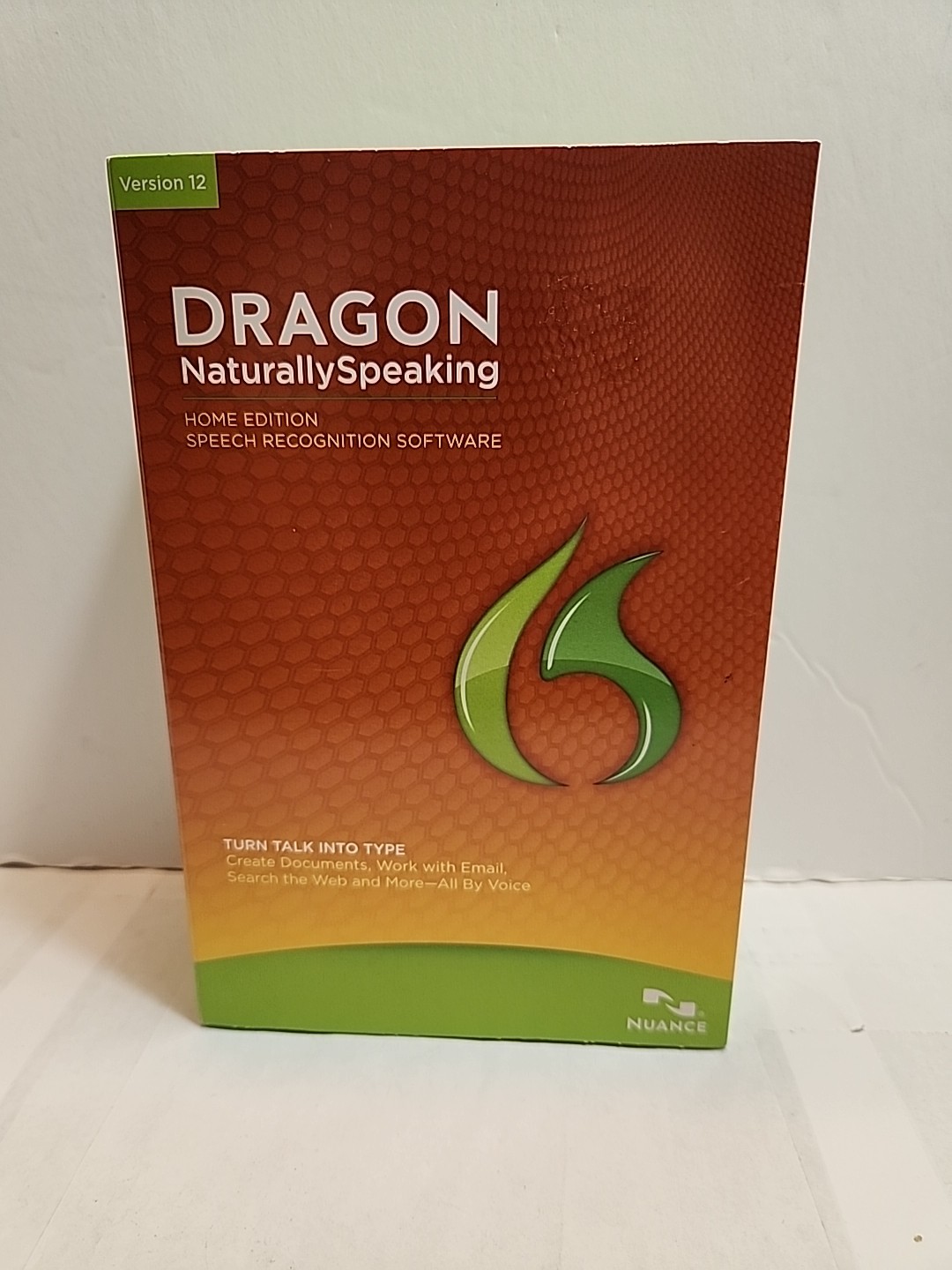 Dragon Naturally Speaking NewHome Edition Speech Recognition Version 12