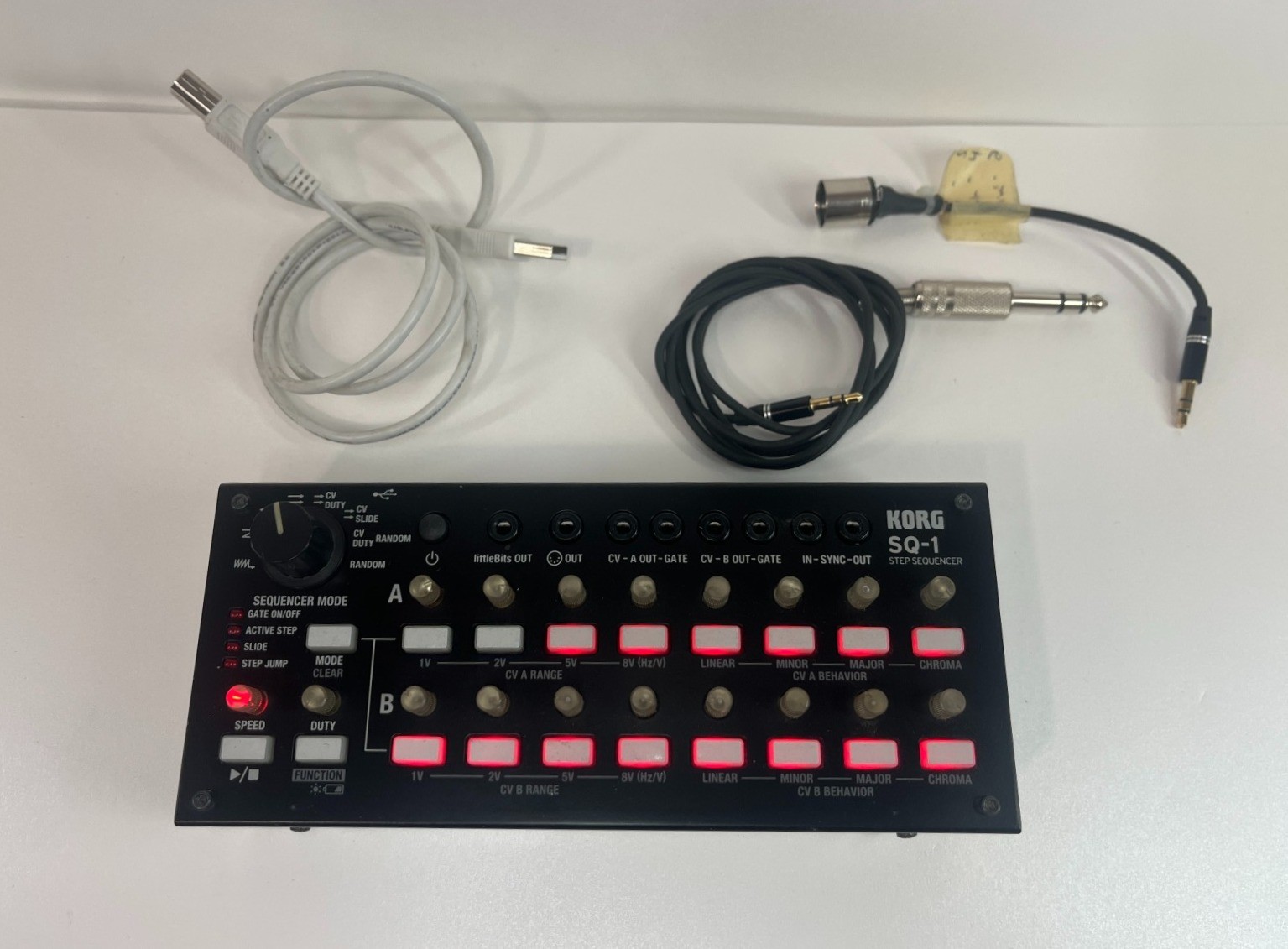 Korg SQ-1 2x8 Step Sequencer CV/Gate/MIDI/USB & Adapter Cables