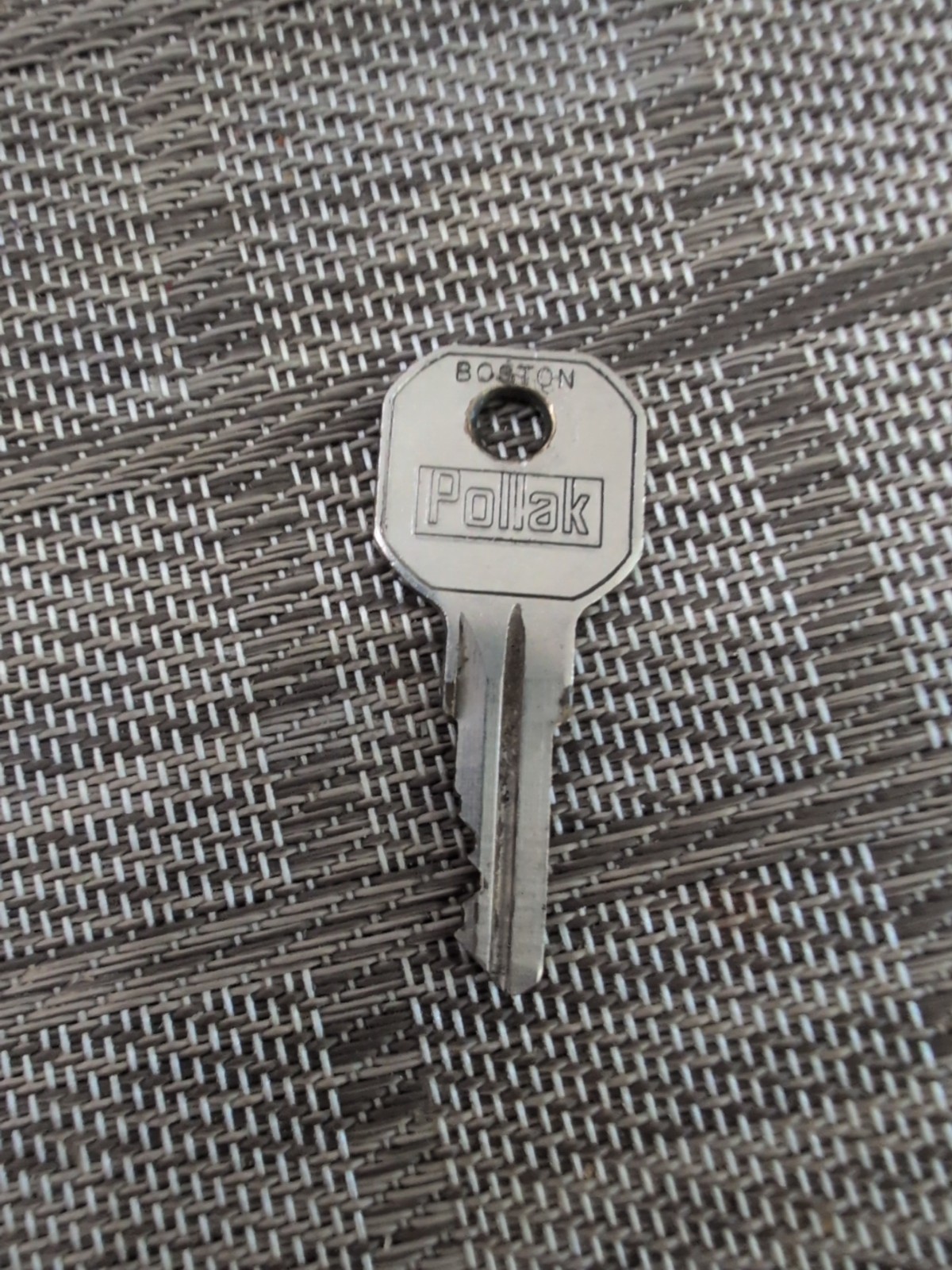 Pollak Key PL009