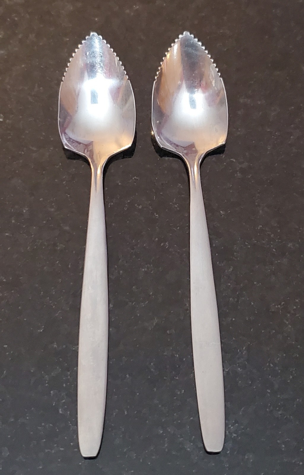 Vintage Unbranded Stainless Steel Serrated Grapefruit Spoons Made In Taiwan