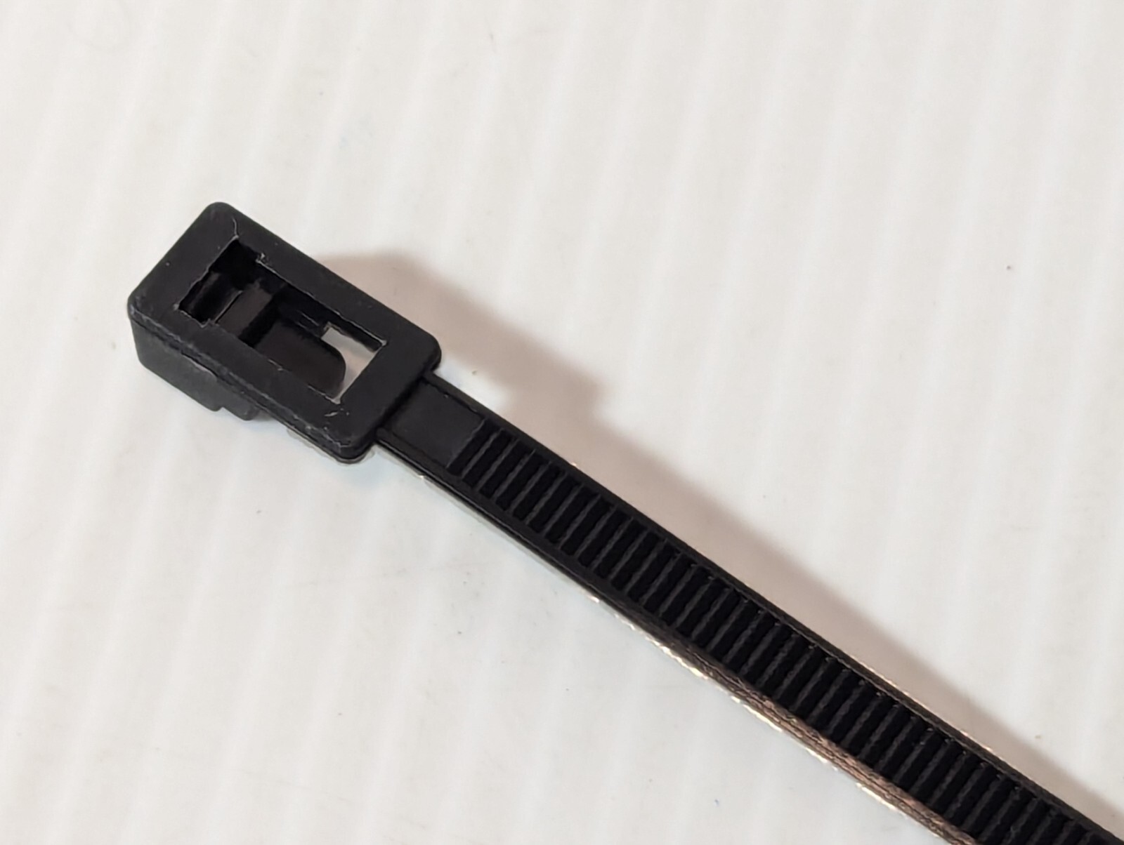 VTechology 200PCS Zip Ties - 10 Inch Self Locking Cable Ties