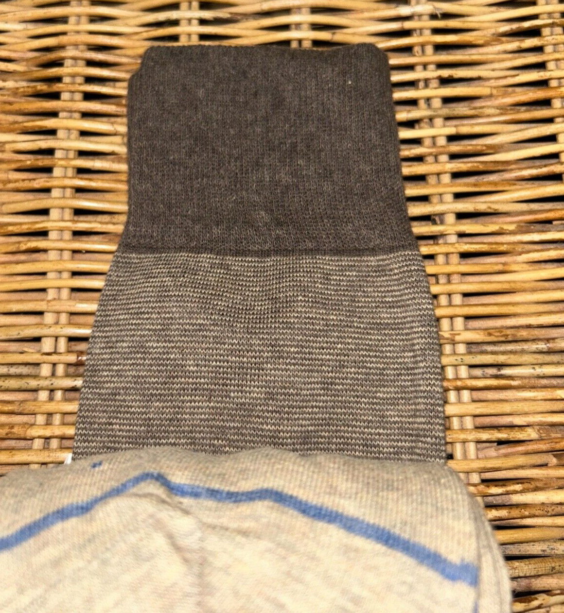 NWT's Roundtree & Yorke Gold Label Brown Multicolor Mens Cotton Socks 3-Pack