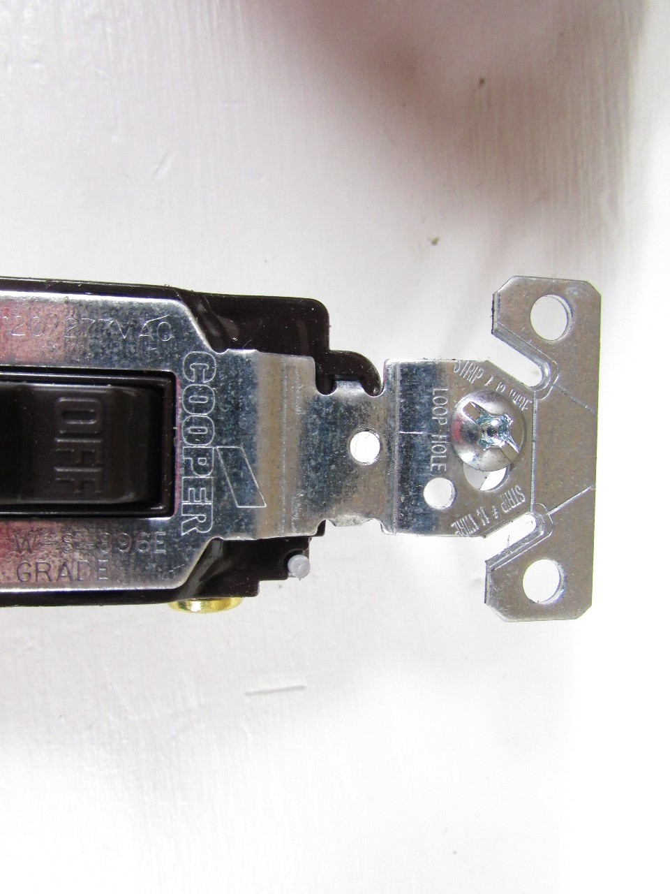 NEW COOPER 15A SINGLE POLE LIGHT SWITCH