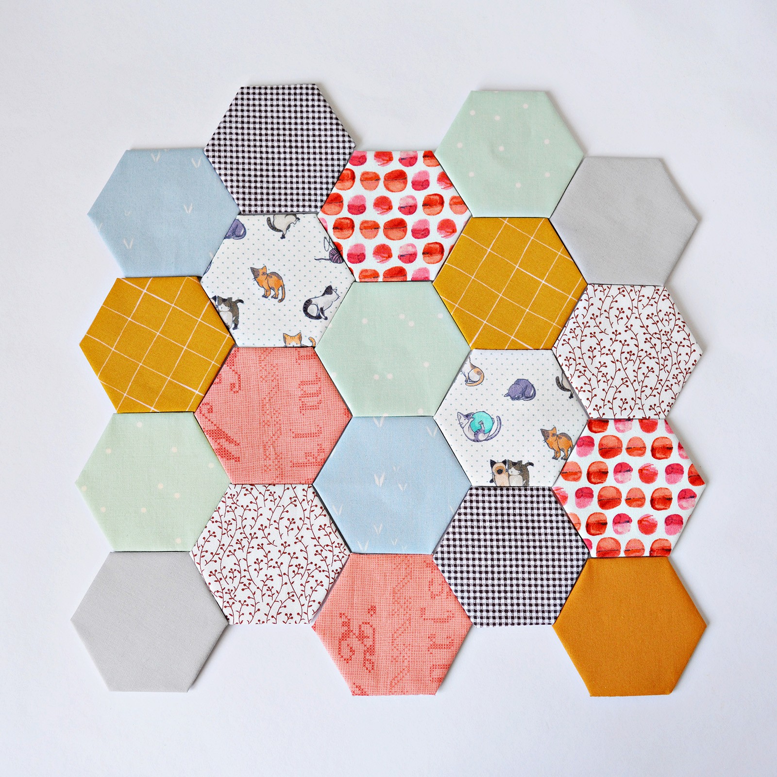 100 Count English Paper Piecing Shell Shapes for Sewing