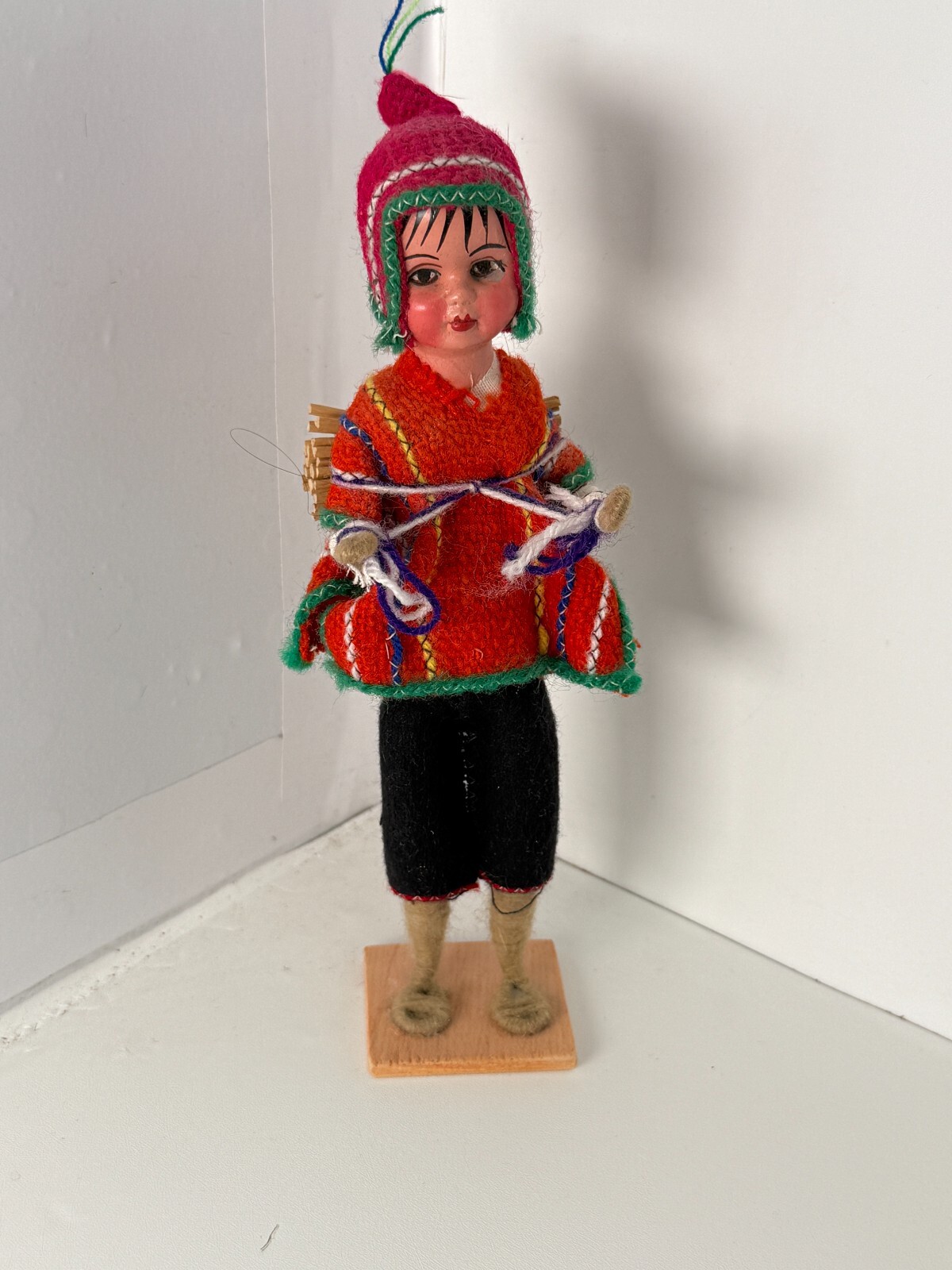 Vintage Handmade Peru Woven Cloth Hand Painted Folk Art Doll