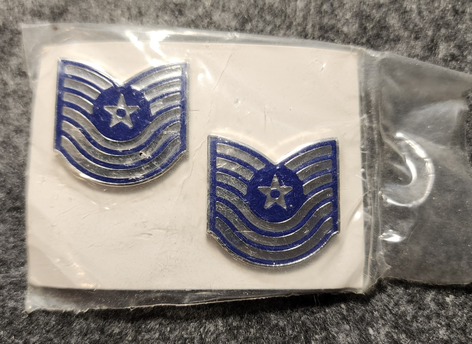 U. S. Air Force Master Sergeant E-7 Collar Insignia and Epaulets - Dated 4/85