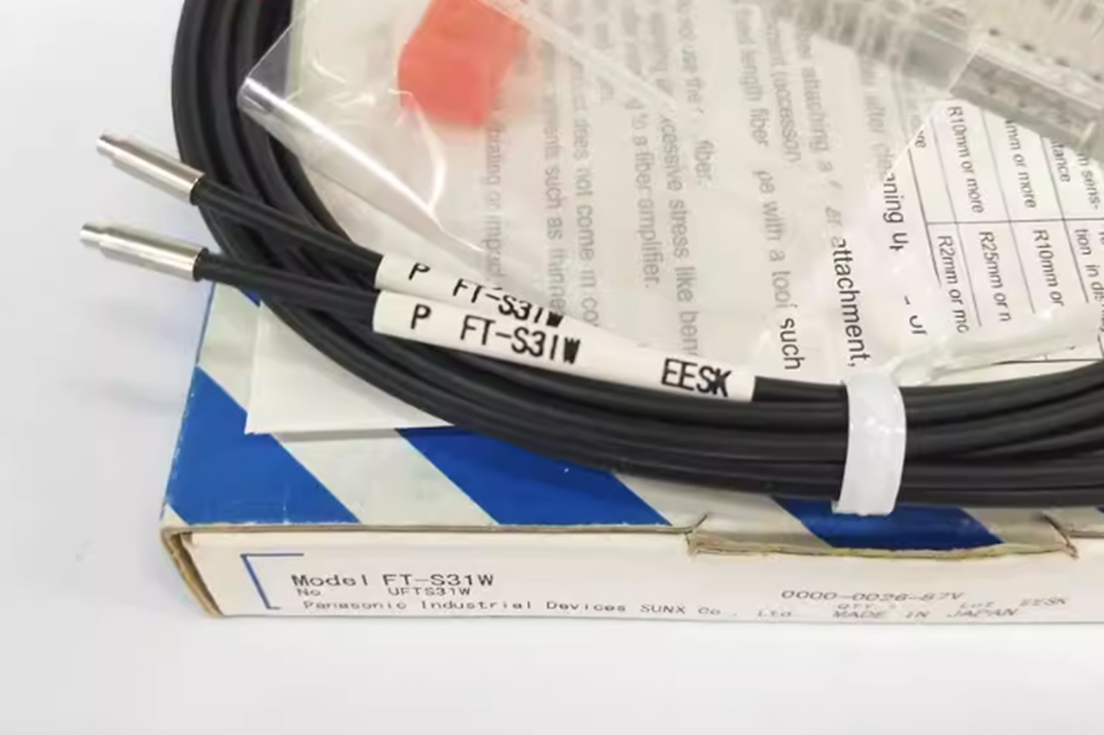NEW PANASONIC/SUNX FT-S31W Fiber Optical Sensors