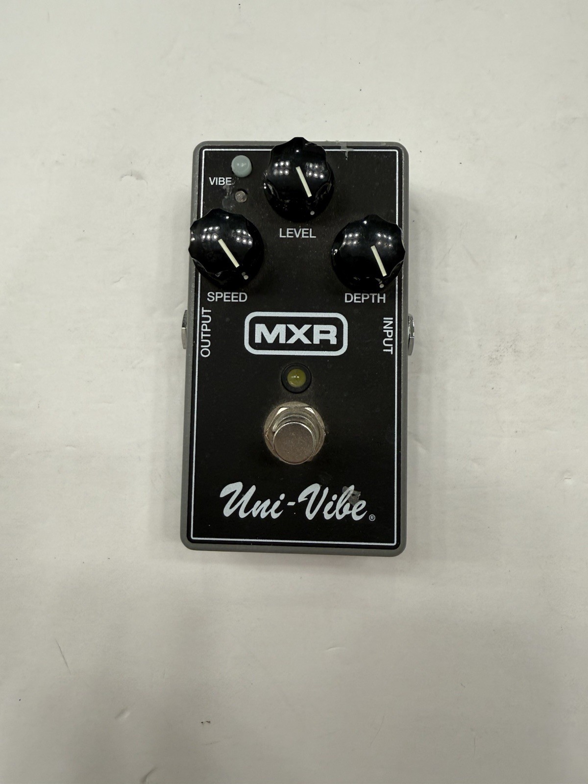 MXR Dunlop M-68 Uni-Vibe Chorus Vibrato Univibe Guitar Effect Pedal