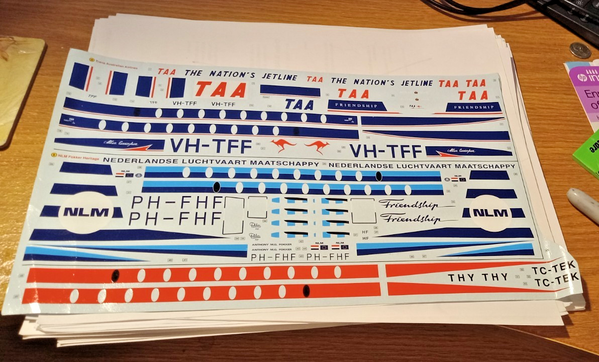 Airline Decals scale unknown package # 01 decals only Read Desc!!! Look close