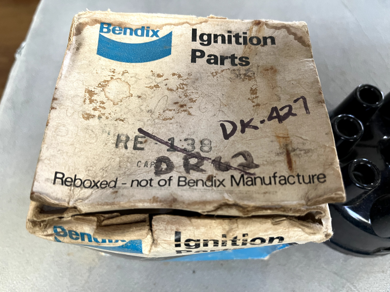 Vintage NORS Distributor Cap DR-427