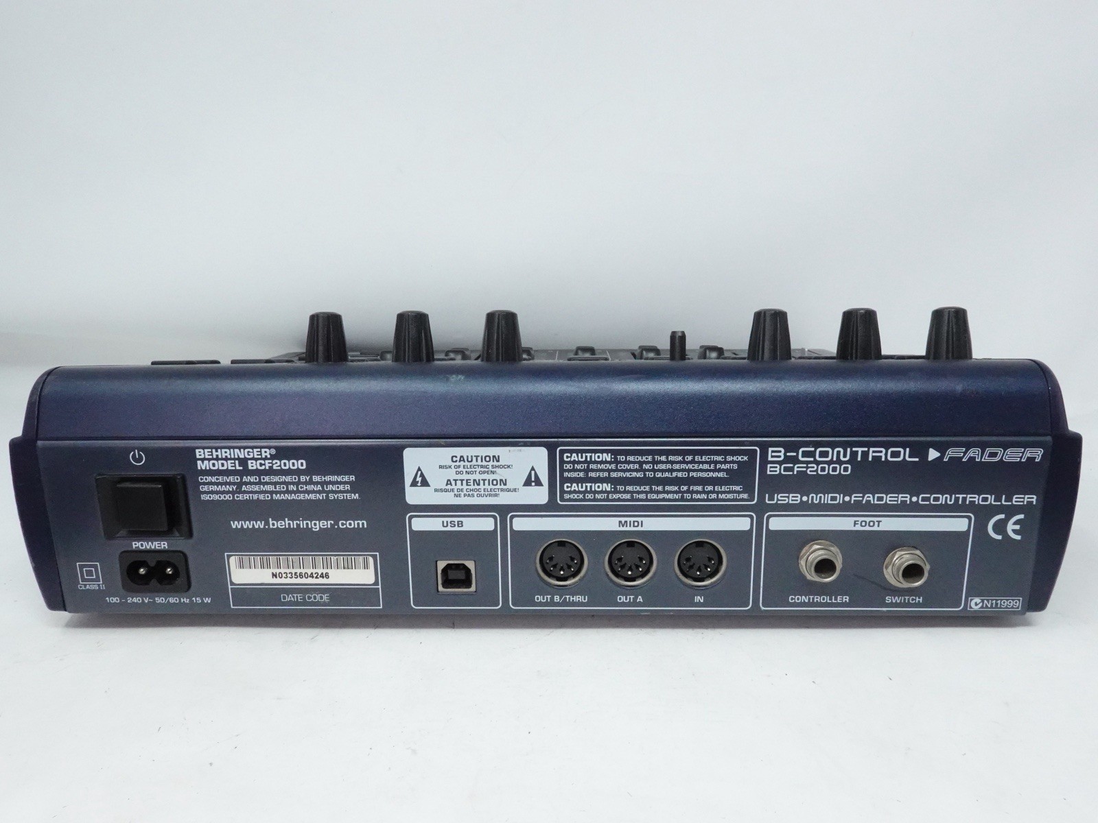 *FOR PARTS* Behringer BControl Fader BCF2000 USB MIDI Controller Motorized Mixer