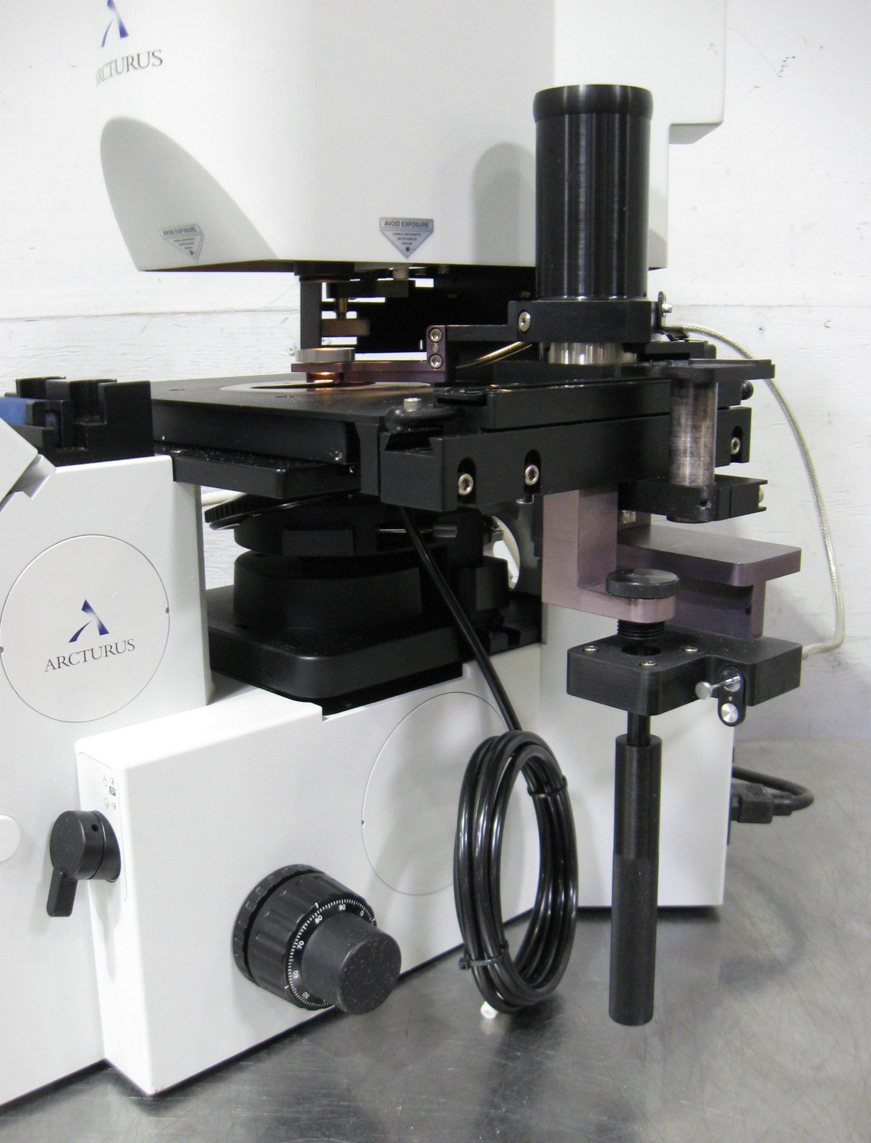 C200642 Arcturus PXL-200 PixCell II Instrument Laser Microscope w/ Controller
