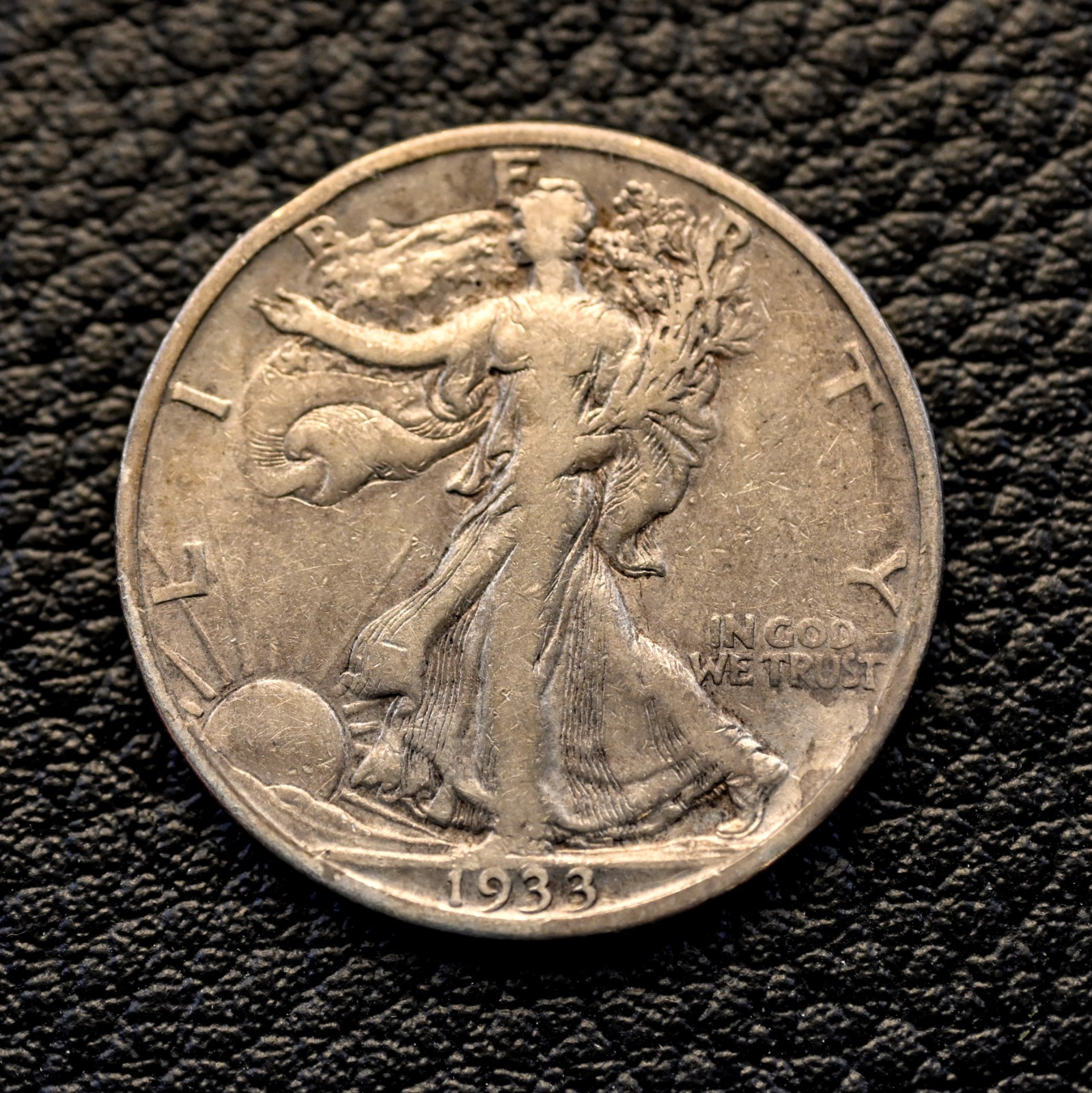 (ITM-7474) 1933-S Walking Liberty Half Dollar ~ VF Cndtn ~ COMBINED SHIPPING!