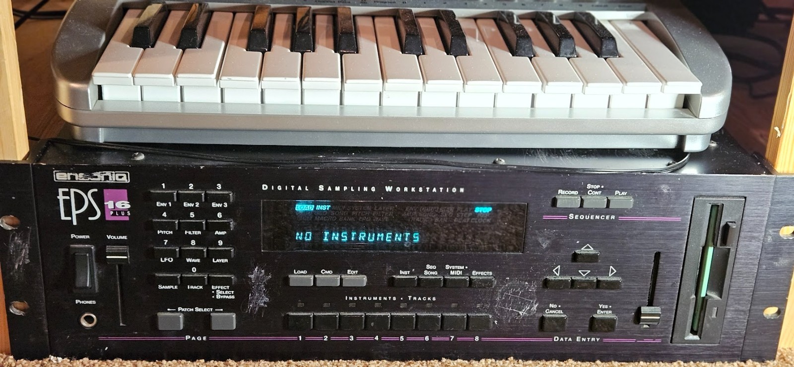Ensoniq EPS 16+ Rackmount Sampler/Sequencer with External Bus Expansion