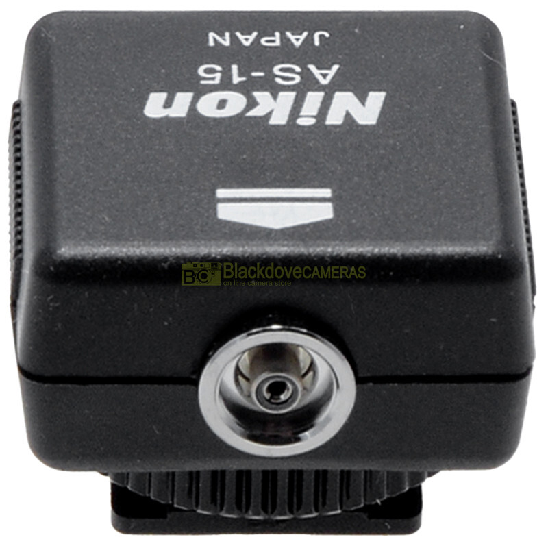 Nikon AS-15 Flash Adapter, Hot Contact Input, Synchronous PC Socket Output.