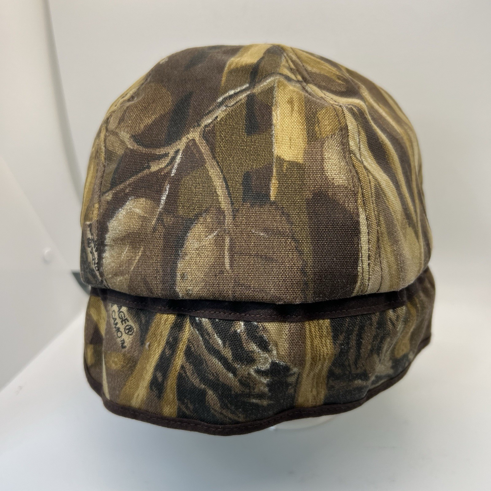 Vintage Embroidered Earflap Cabela's Camouflage Duck Hunting Hat size XL