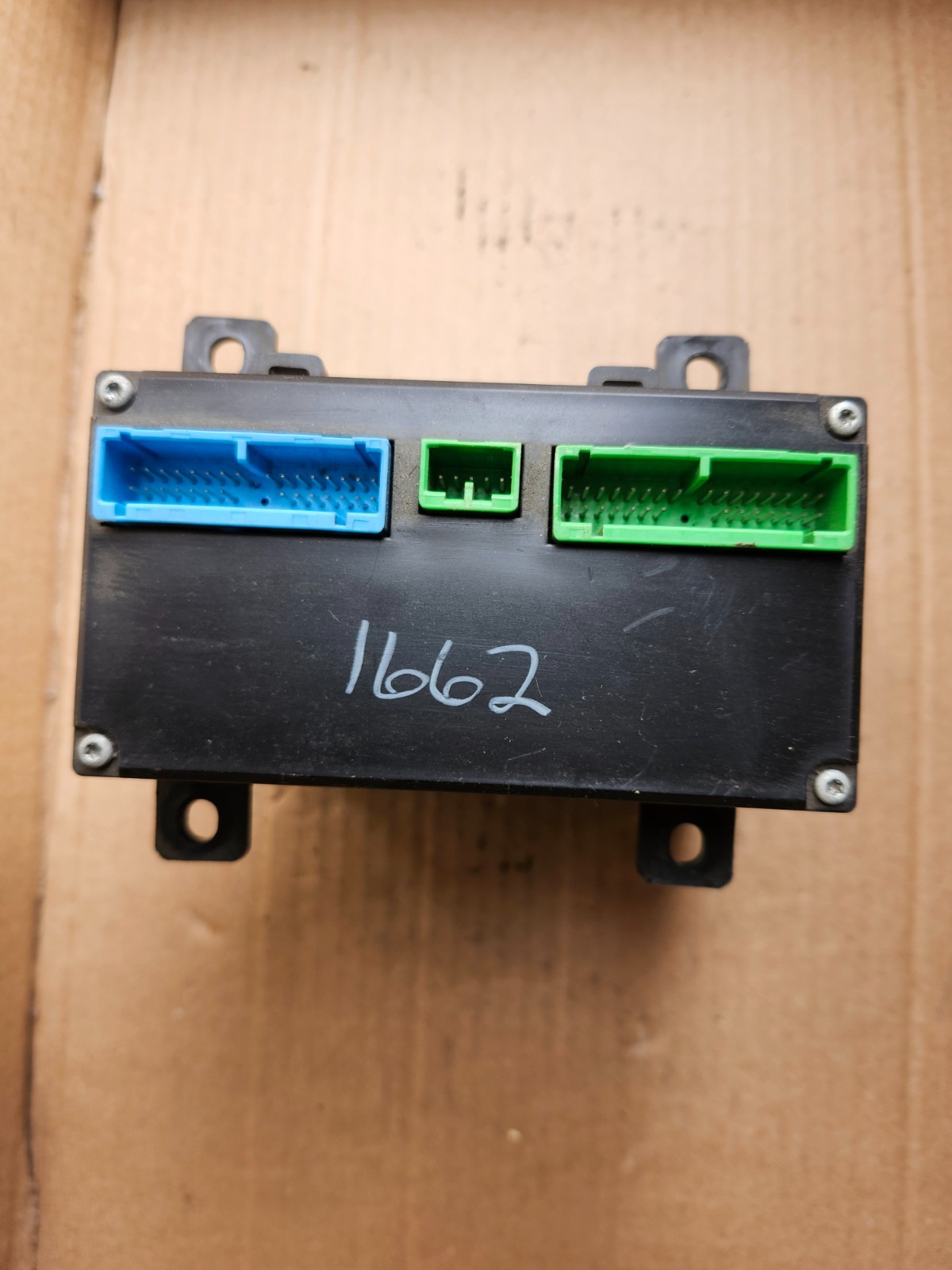 21083375-P08 VOLVO VNL CHASSIS CONTROL MODULE OEM
