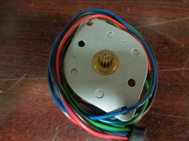 Universal Instruments 042A-S04 Motor