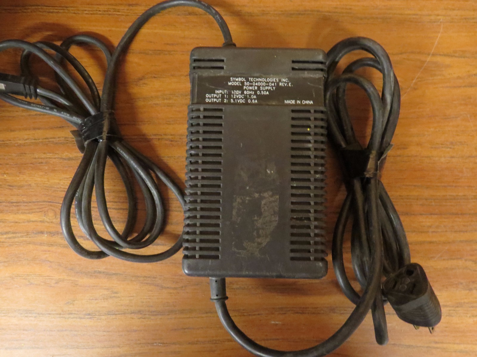 + Symbol Technologies STI P/N 50-04000-041R DC Power Supply