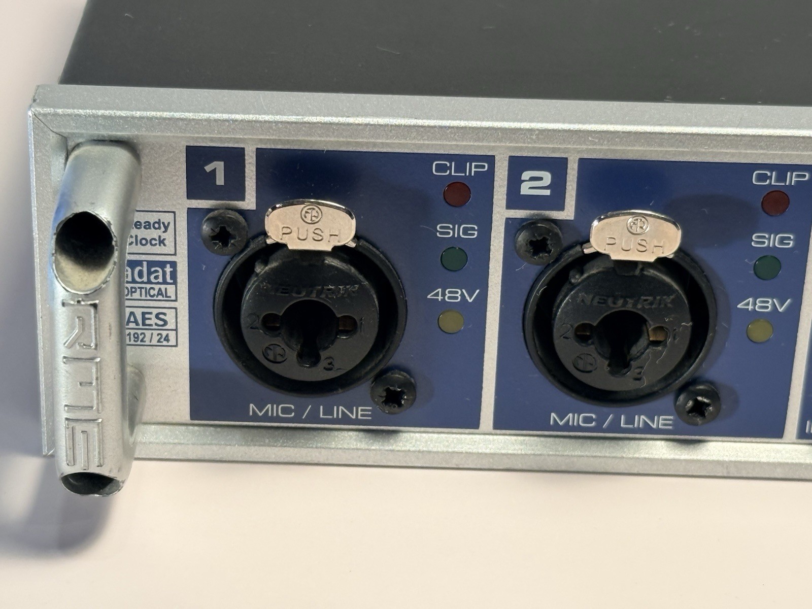 Fireface 400 FireWire Audio Interface, Phantom Power, MIDI, 2 Mic Inputs Germany