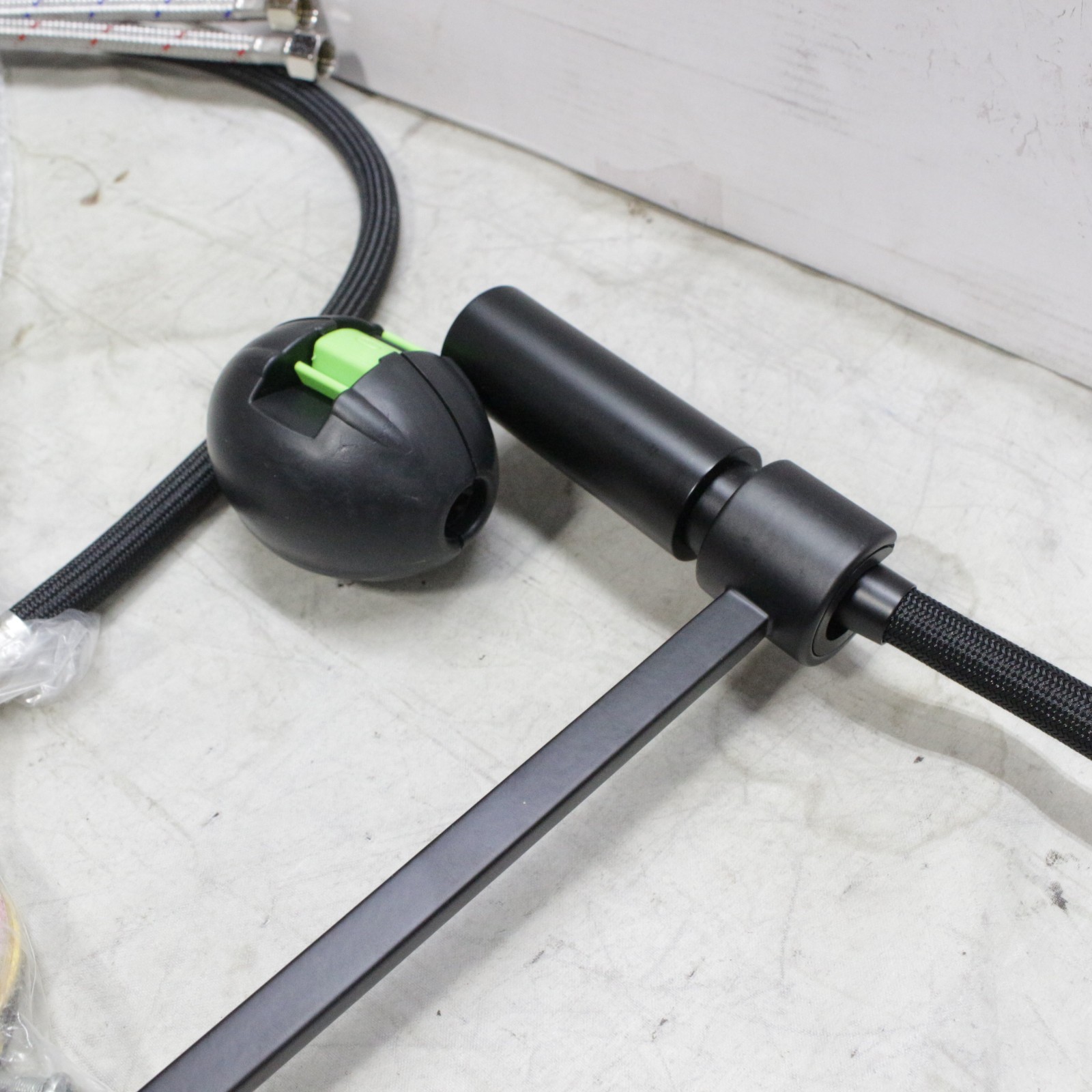 Miseno MNO6557FB Mia Pulldown Kitchen Faucet, Flat Black