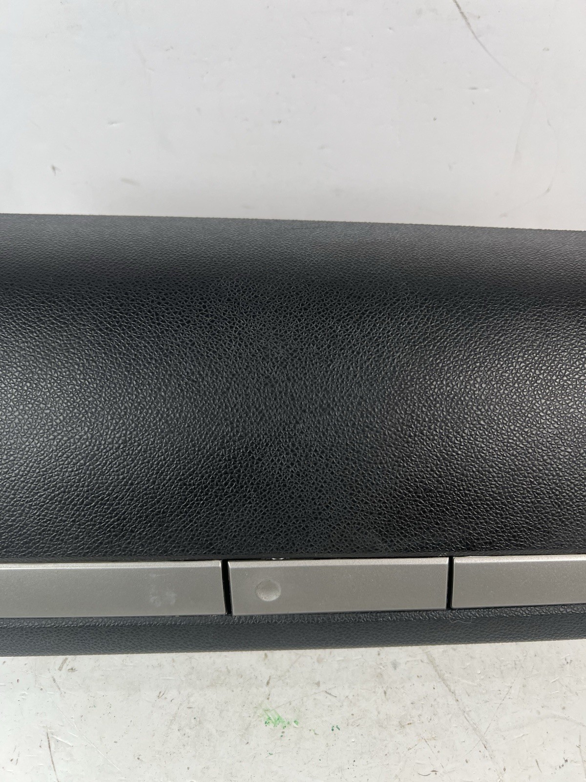 07-13 Silverado SIERRA Dash UPPER GLOVE BOX Storage Compartment Door BLACK