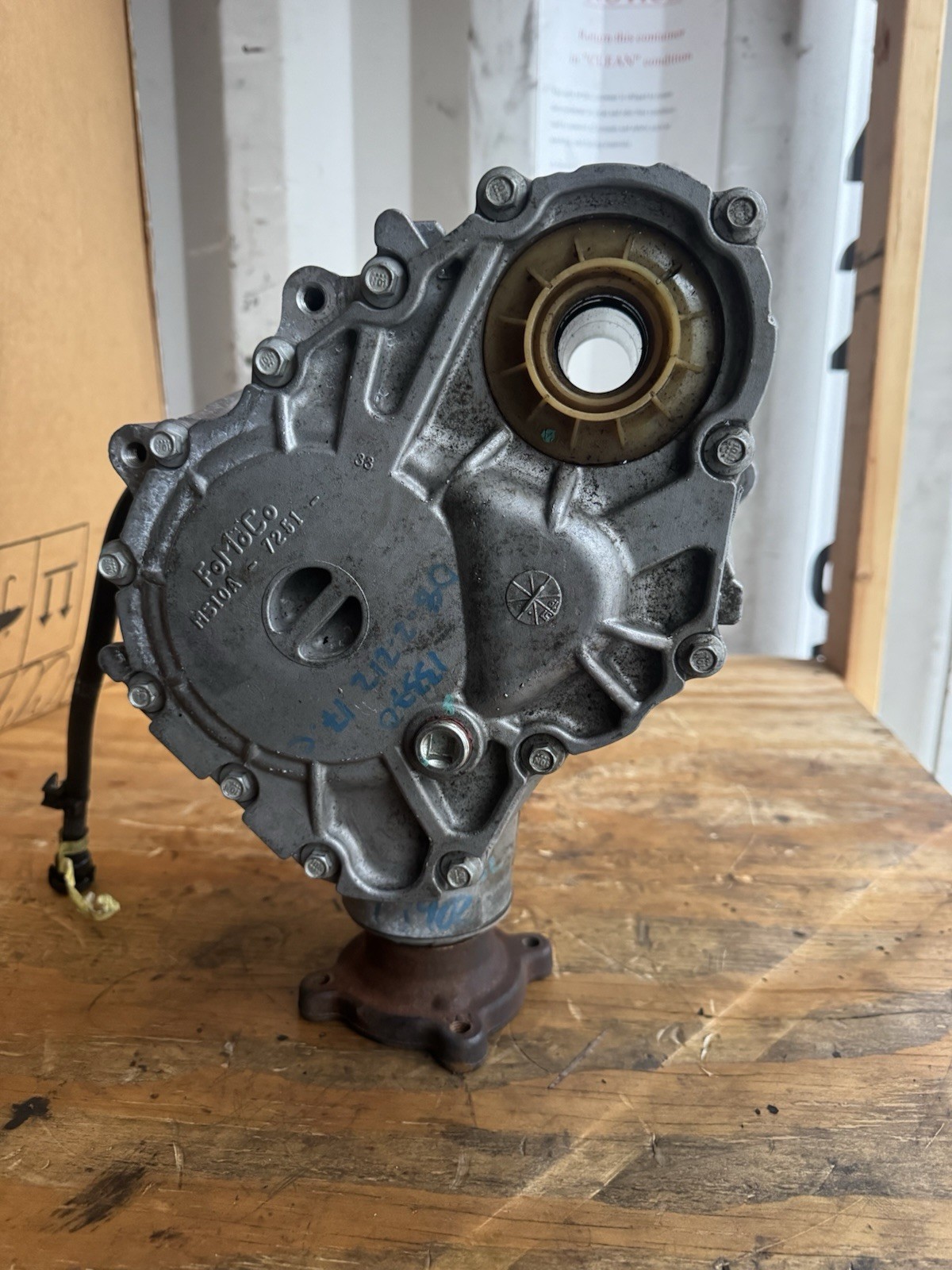 2009-2014 Lincoln MKS Transfer Case Assembly OEM MOPAR