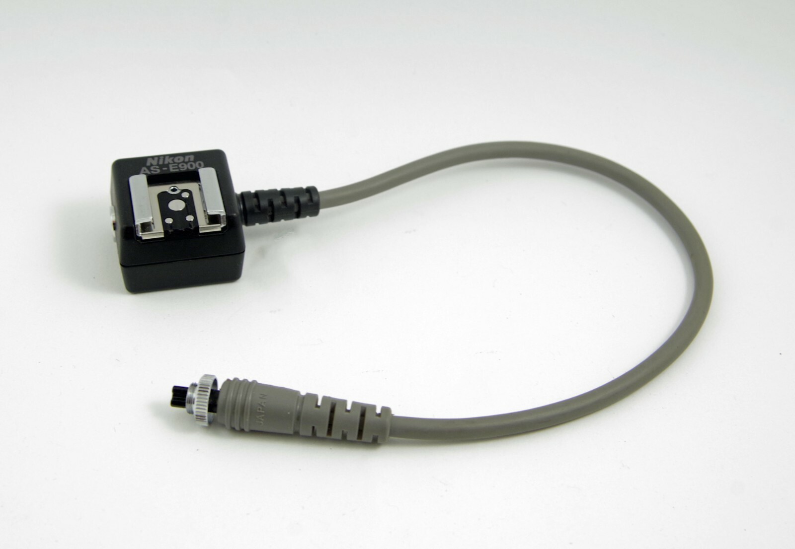 Nikon AS-E900 TTL Multi Flash Adapter