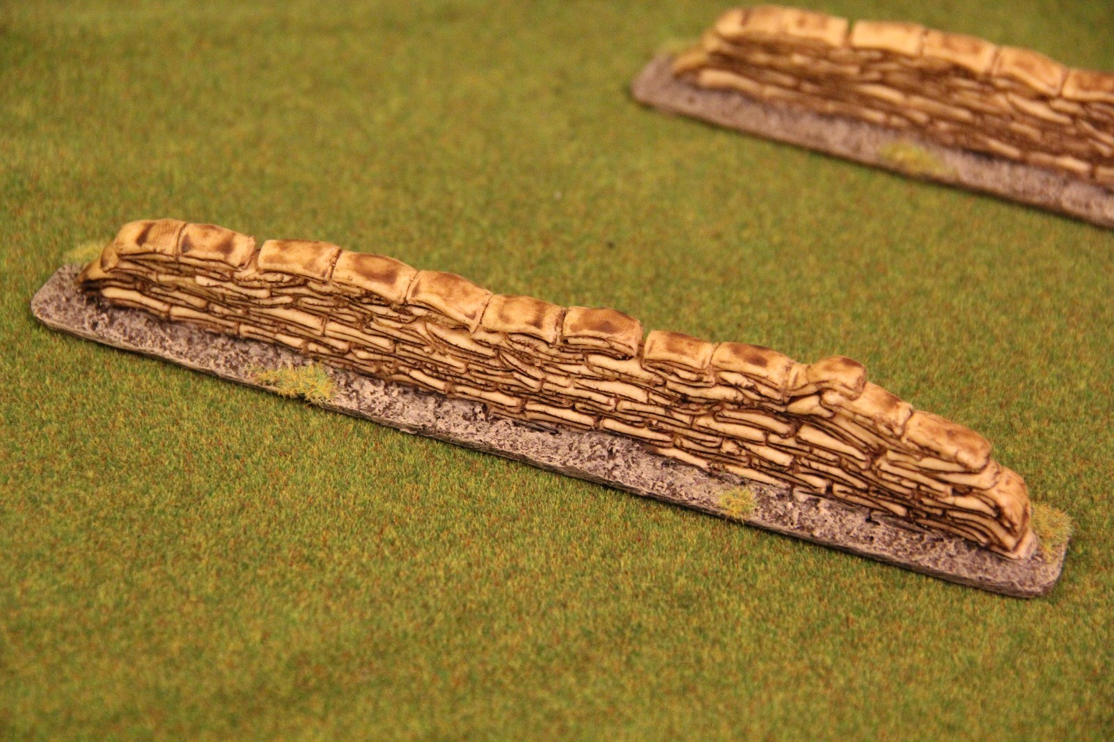War games scenery modular sand bag walls x2, resin cast warhammer style.