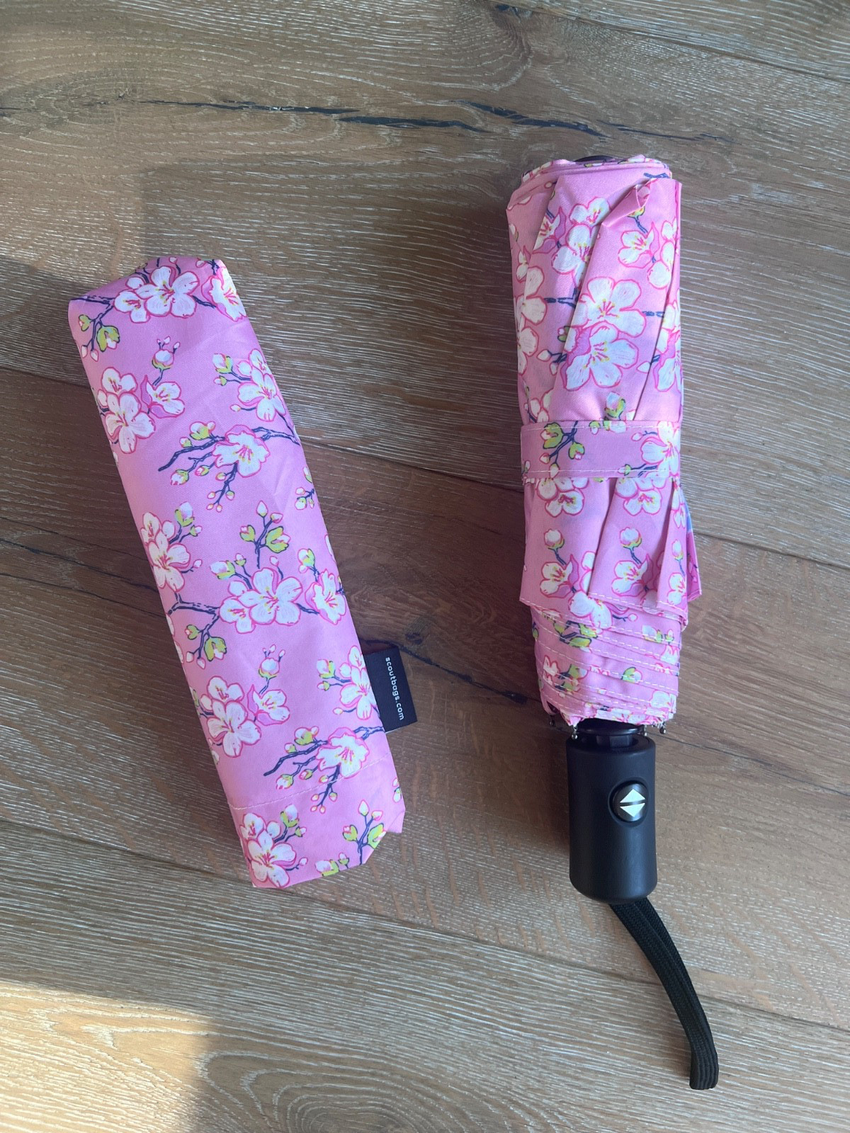 NEW Scout Bags Pink Dogwood Personal Size Umbrella