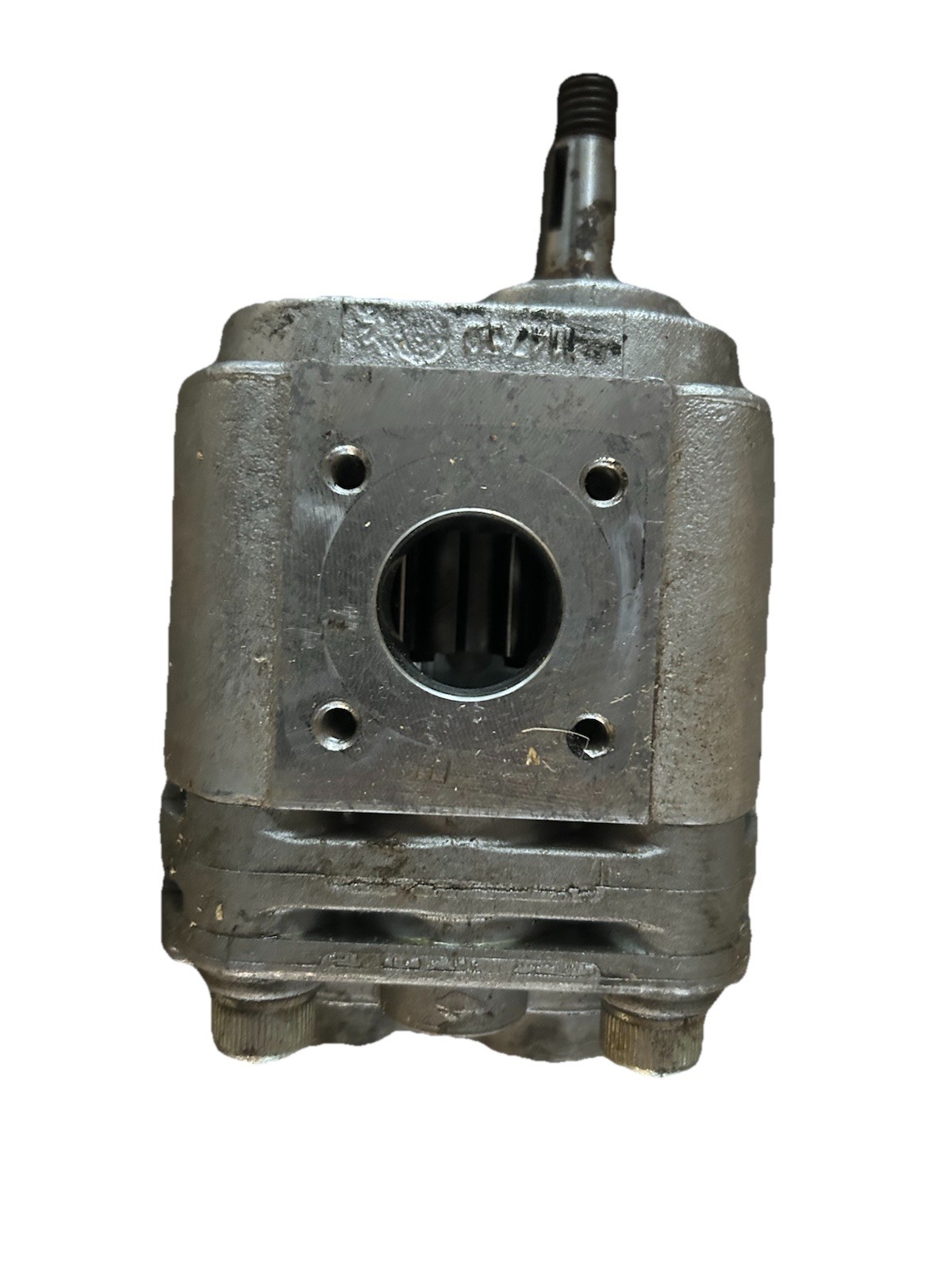 Agco Massey Ferguson Challenger 3797065M1 hydraulic pump