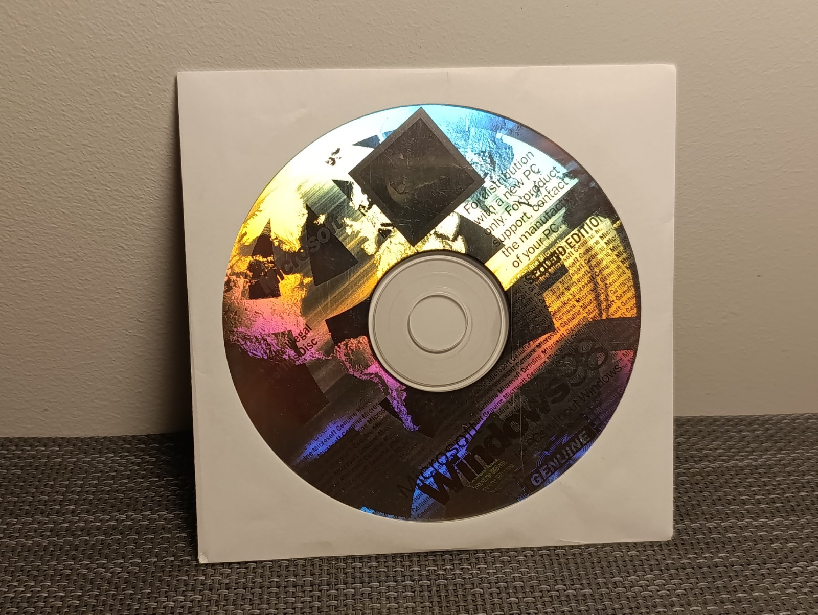 Microsoft Windows 98 Second Edition PC CD Rom Disc 0499 PN. X05-29232 ( CD ONLY)