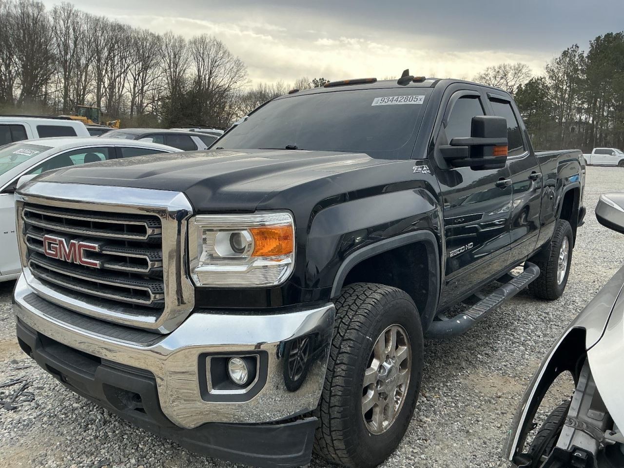 SIERRA250 2015 Glove Box 4916264