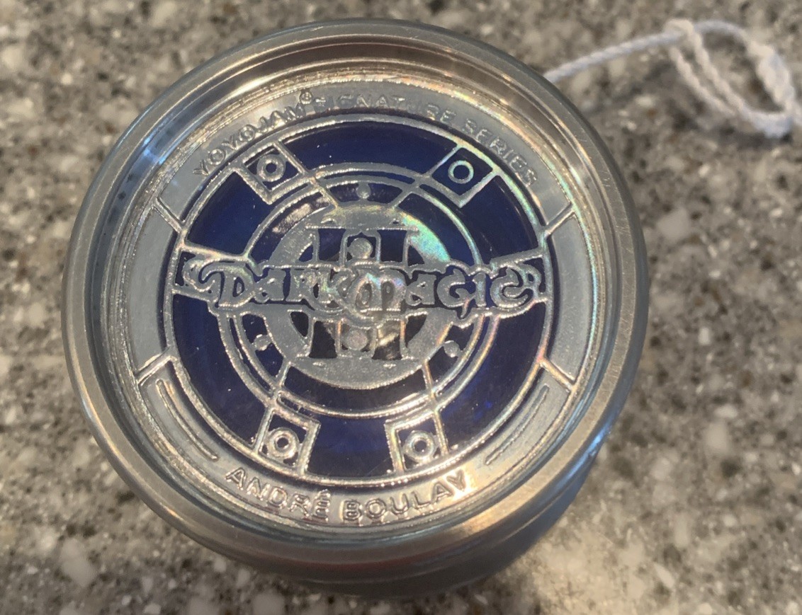 YOYOJAM DARK MAGIC II. BLUE. PRE OWNED.