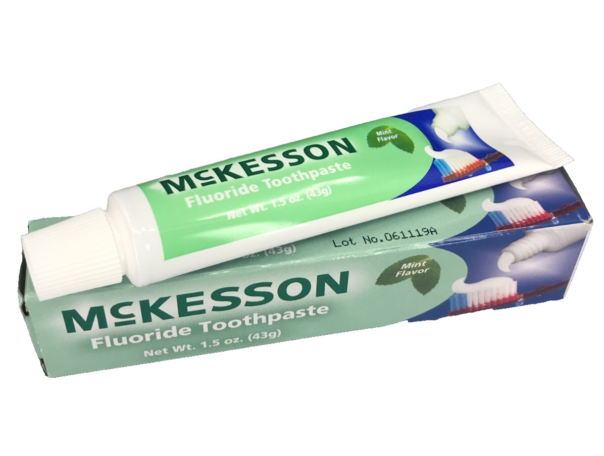 McKesson FLUORIDE Toothpaste Mint Flavor - 1.5 oz/ 43g *Check Description